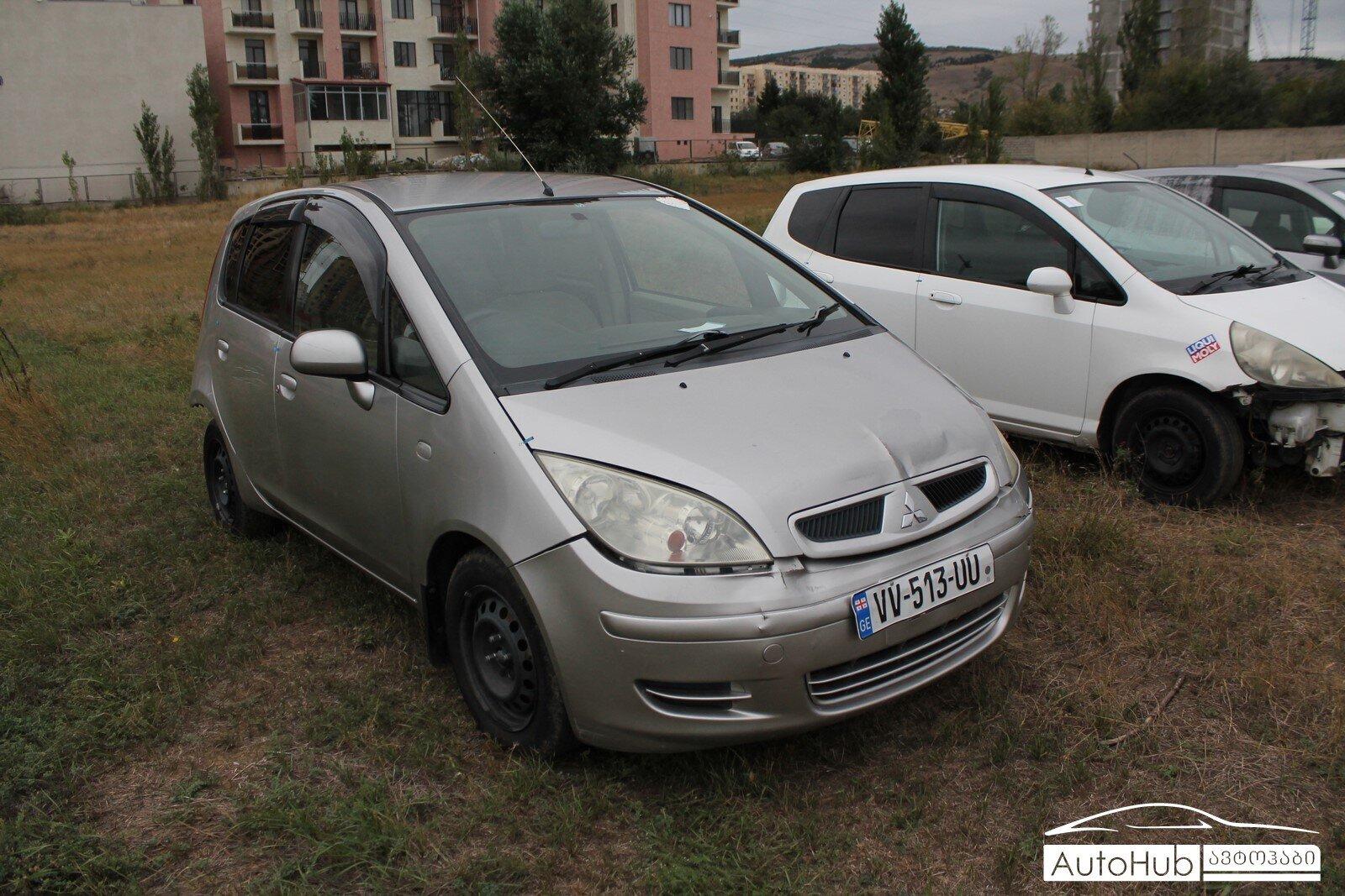 Mitsubishi colt 2002