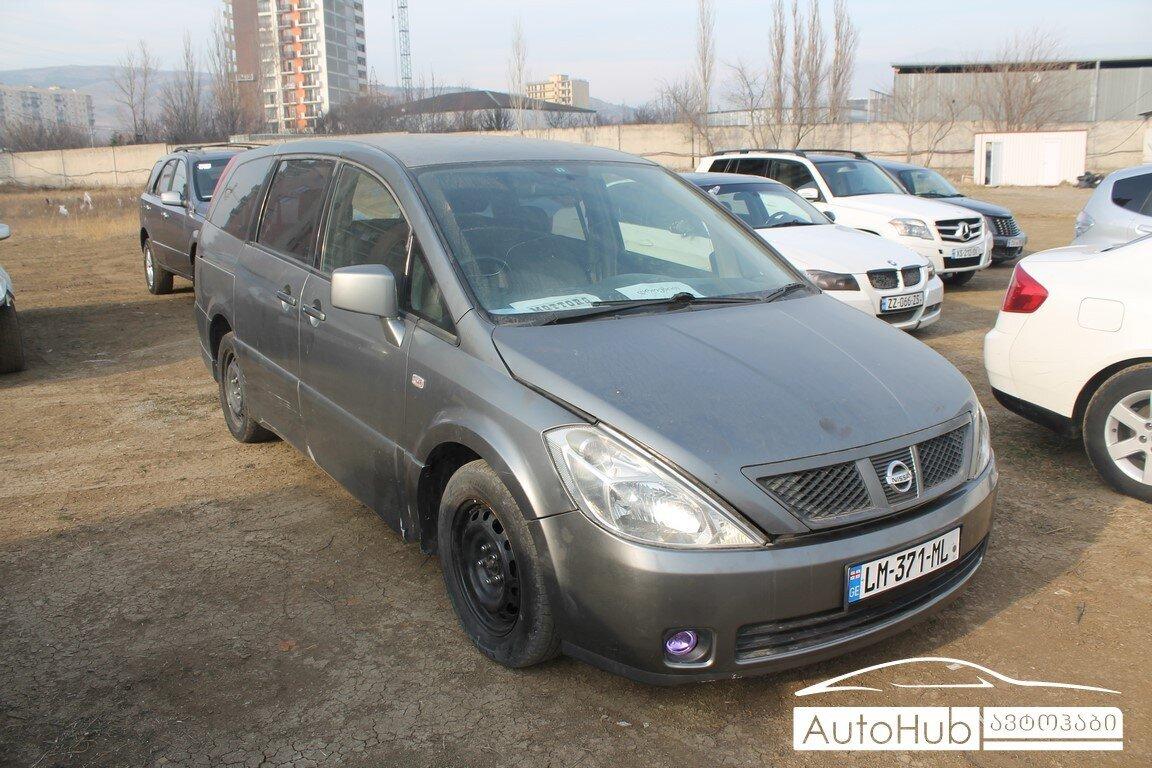 Nissan presage 2003
