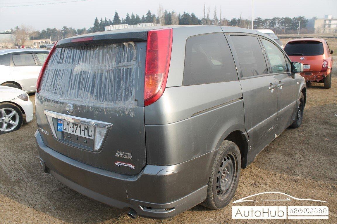 Nissan presage 2003