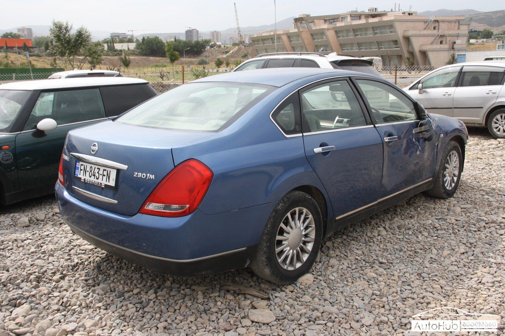 Nissan teana 2004