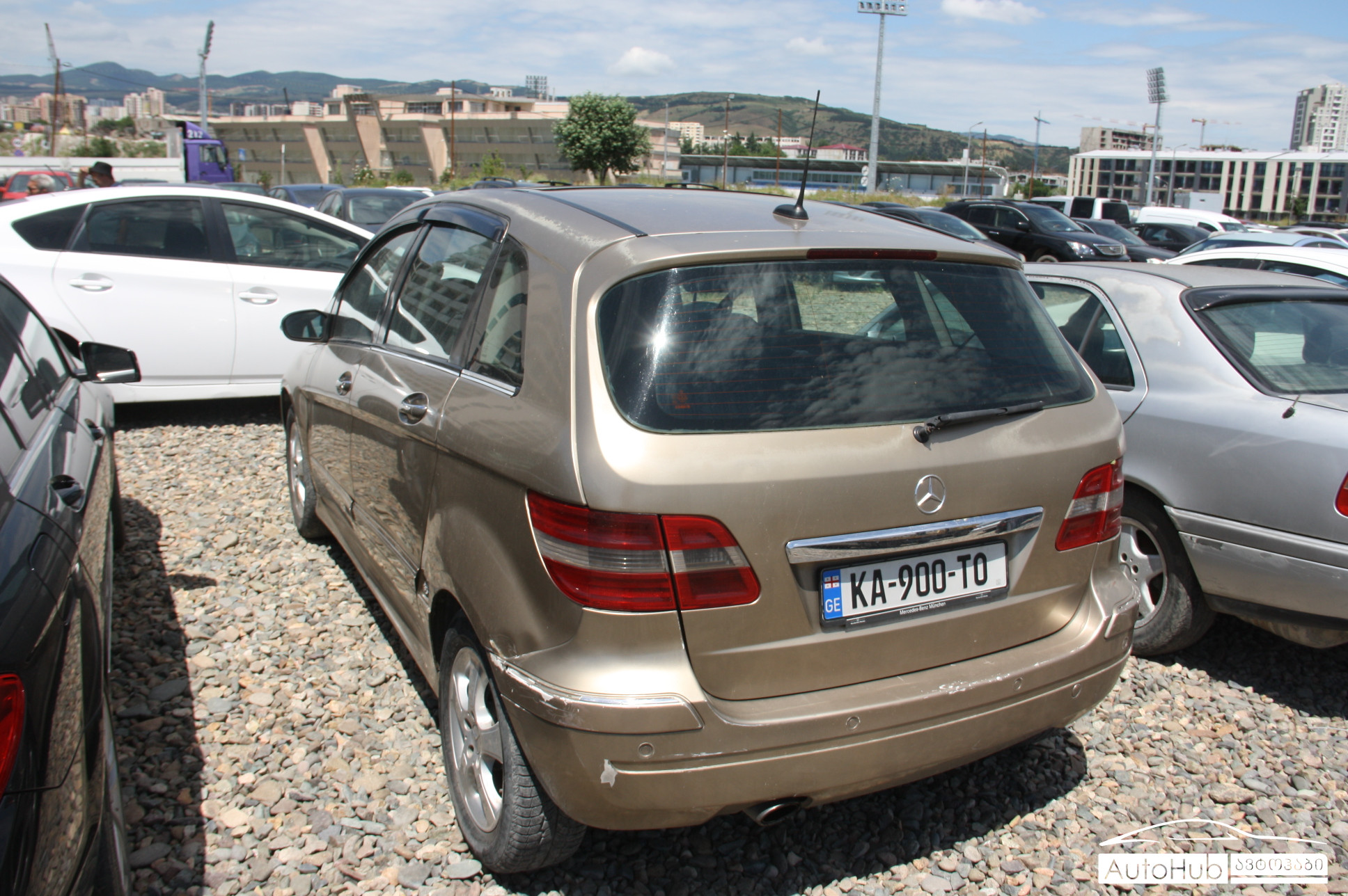 MERCEDES BENZ B 200