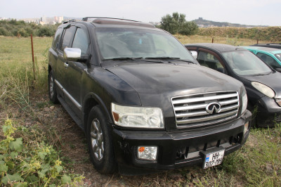 INFINITI QX56