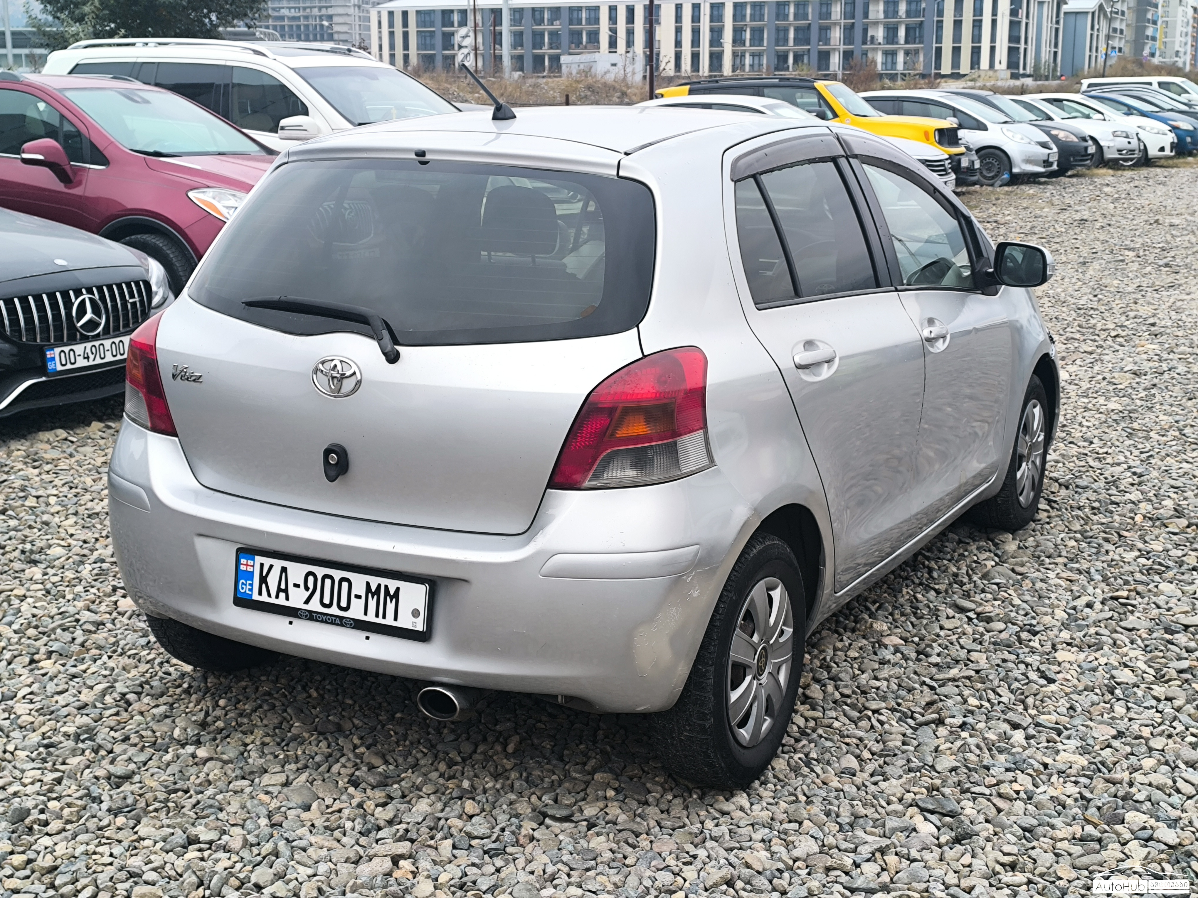 TOYOTA Vitz