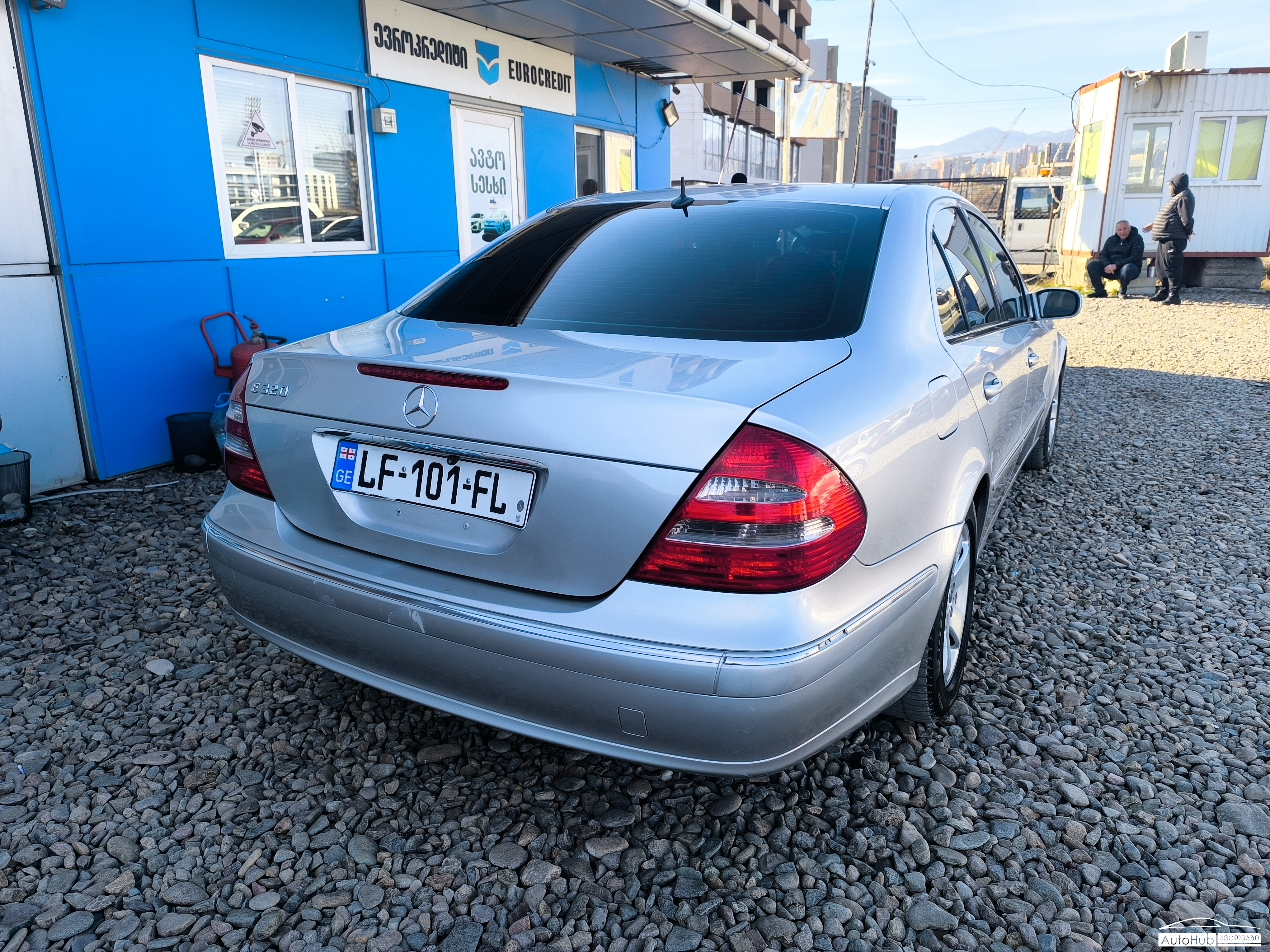 MERCEDES BENZ E 320