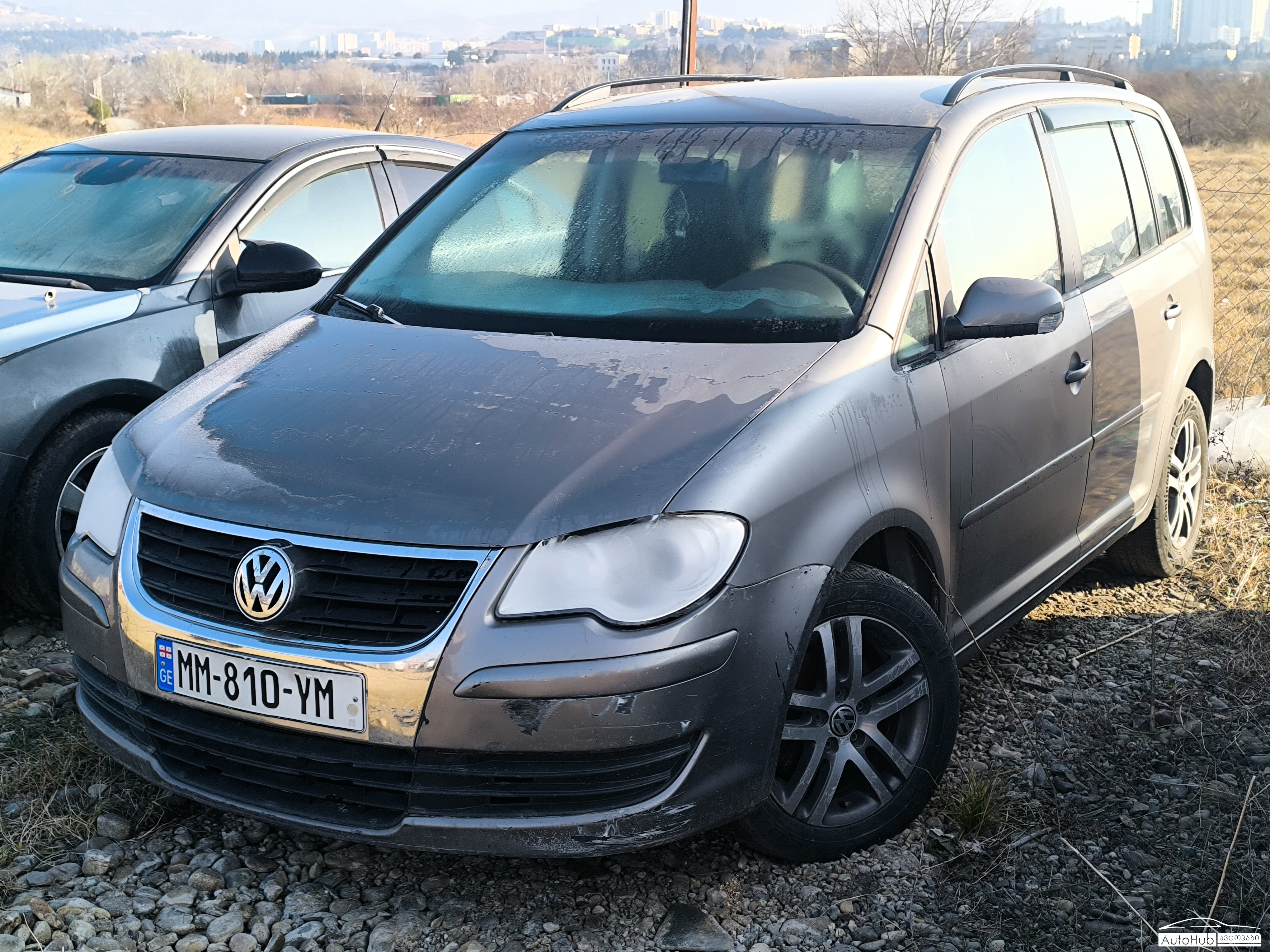 VOLKSWAGEN Touran