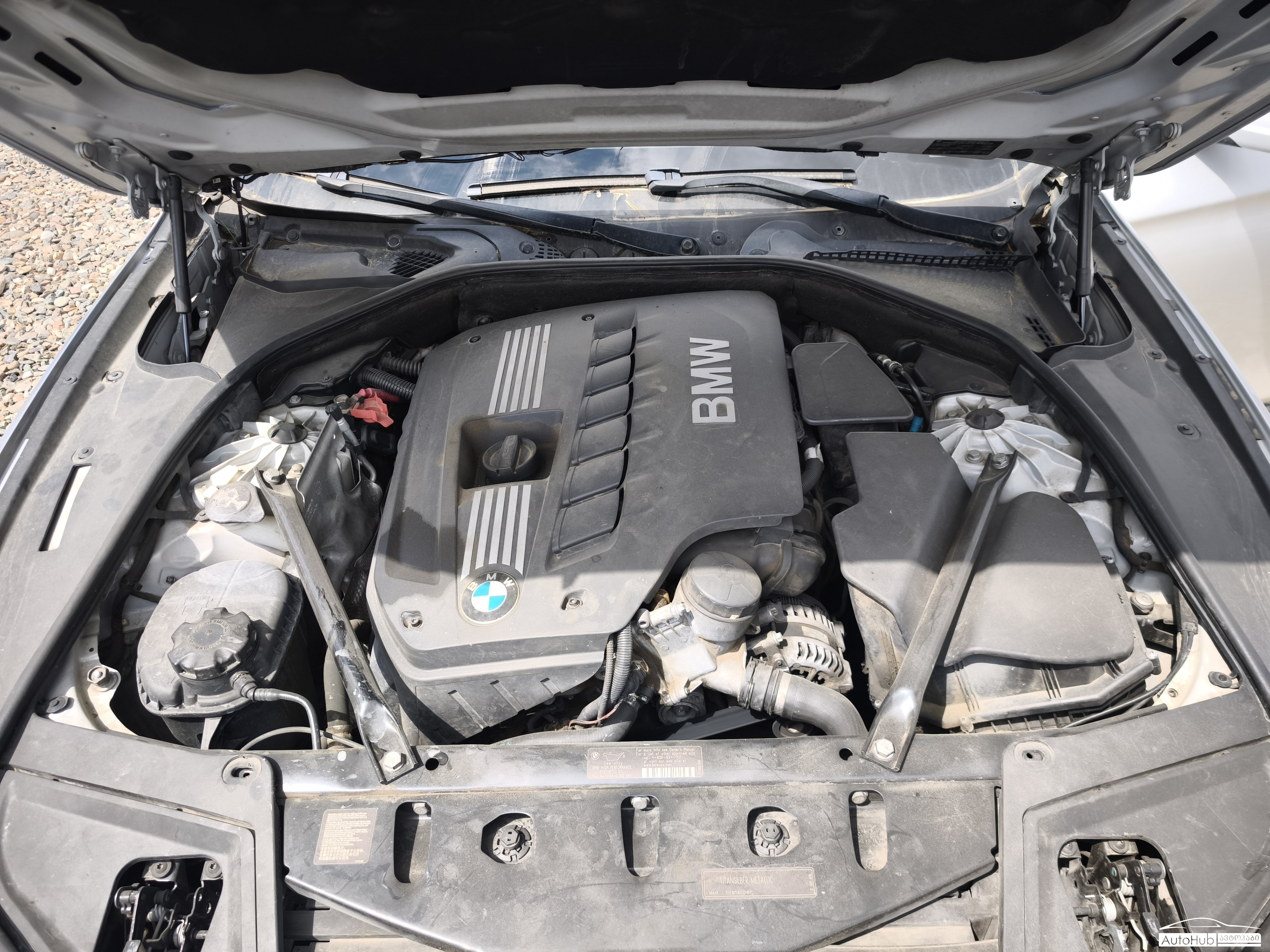 BMW 528