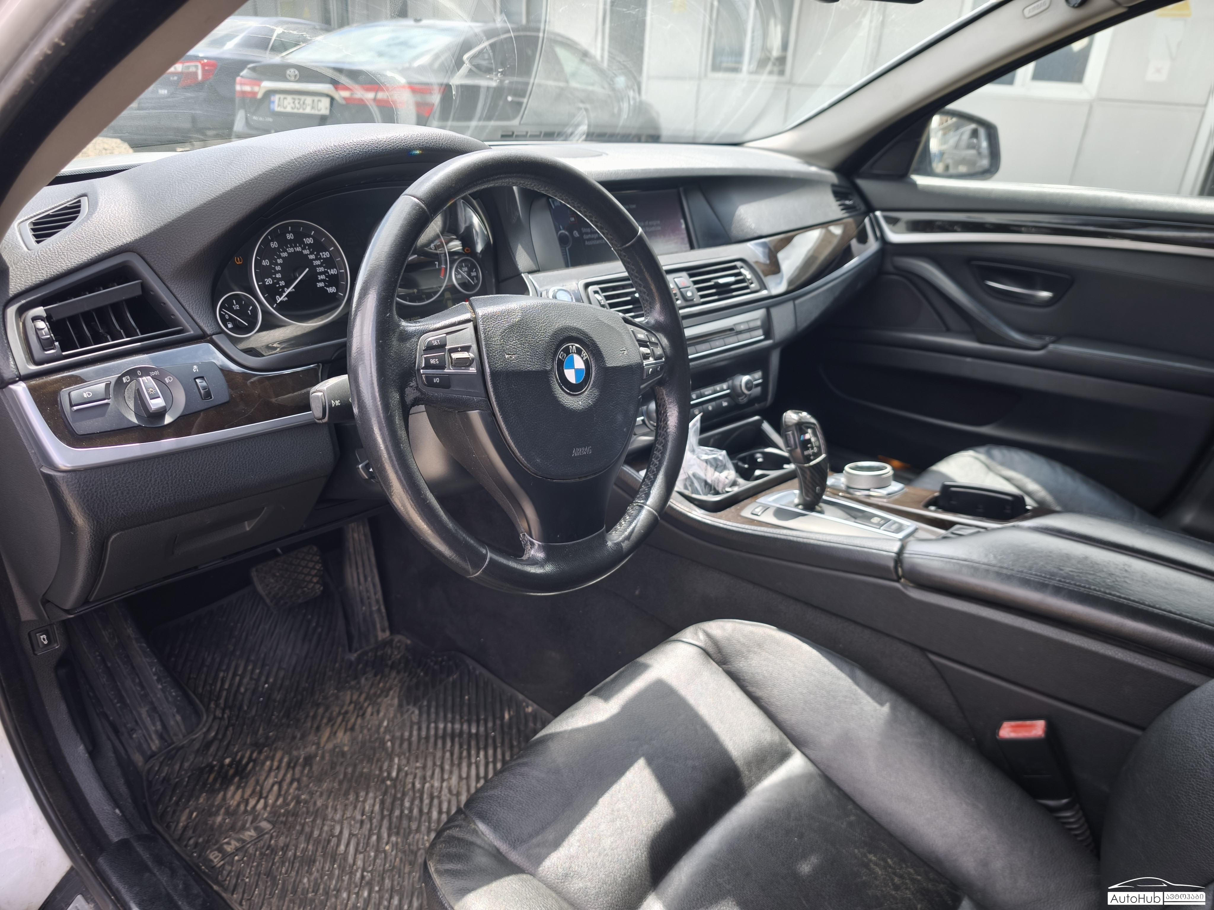 BMW 528