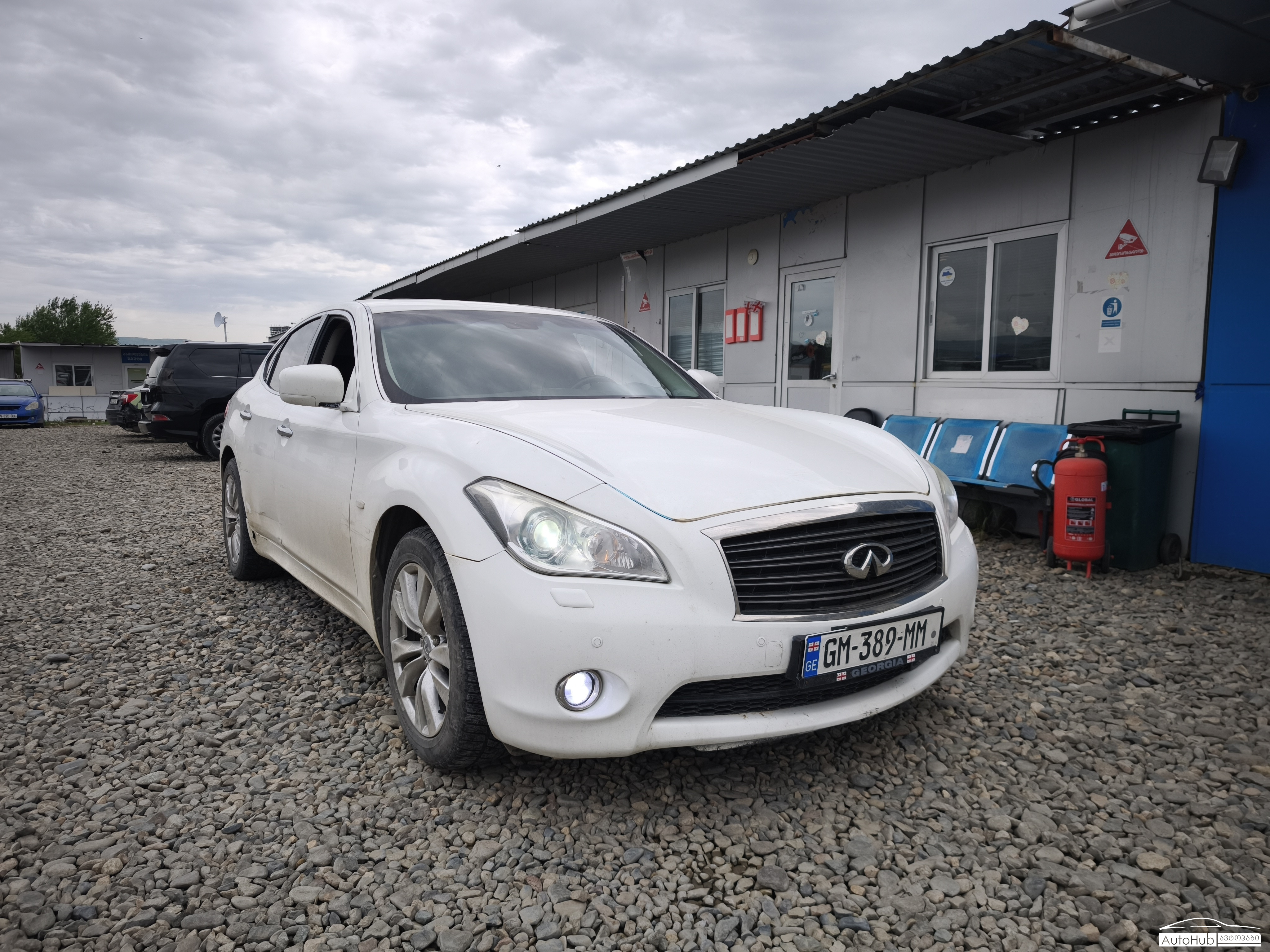 INFINITI M37