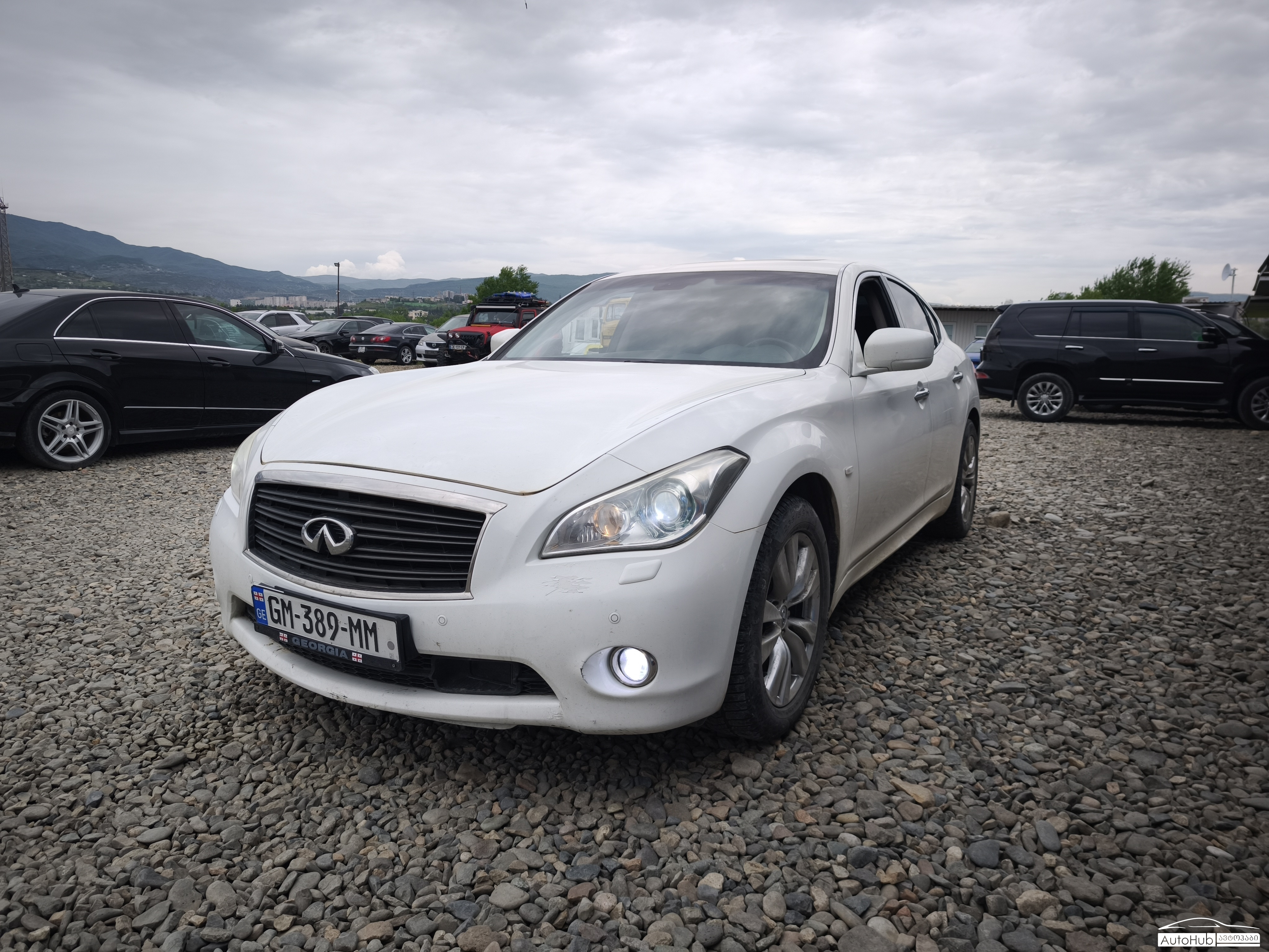 INFINITI M37