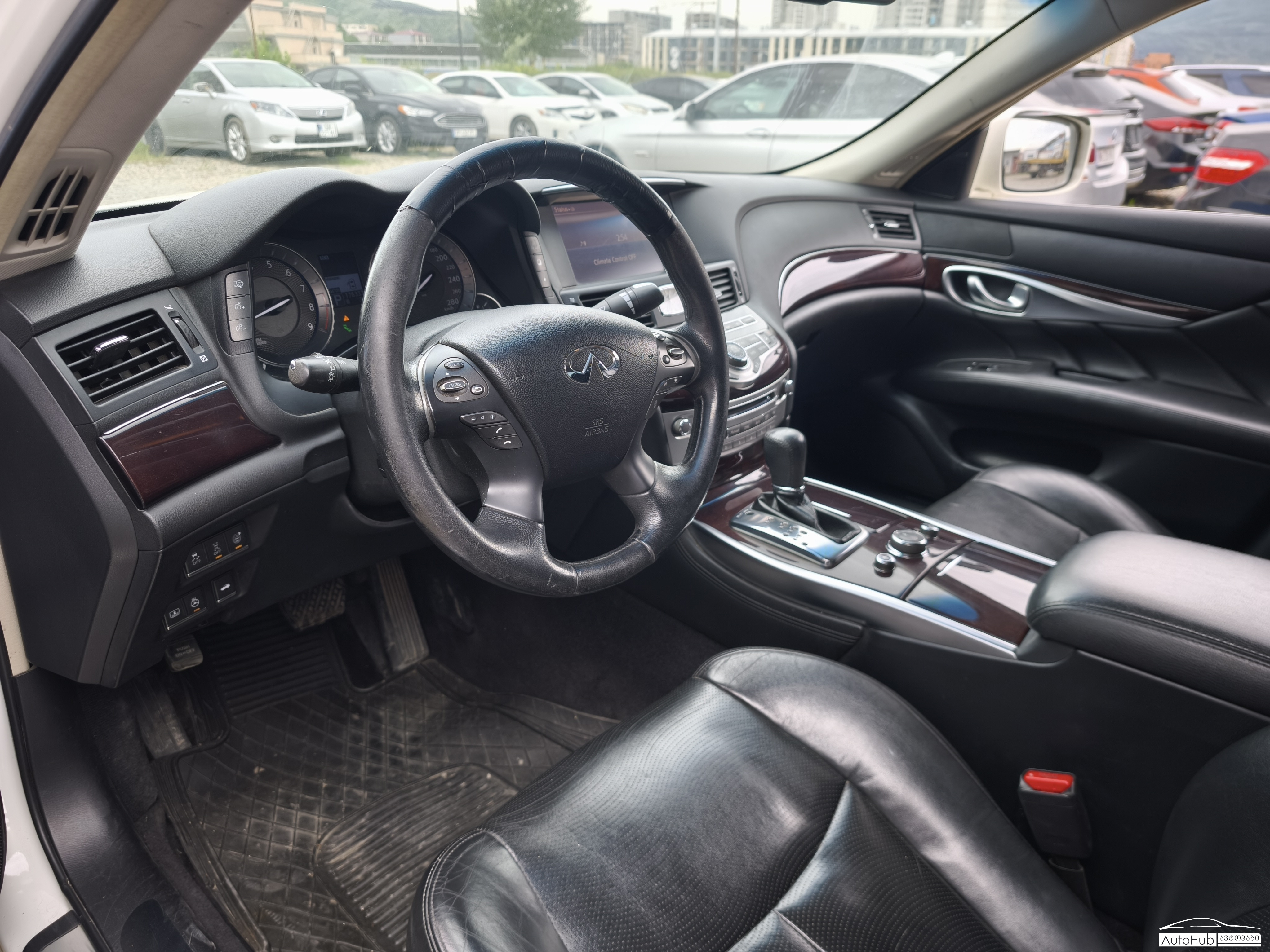 INFINITI M37