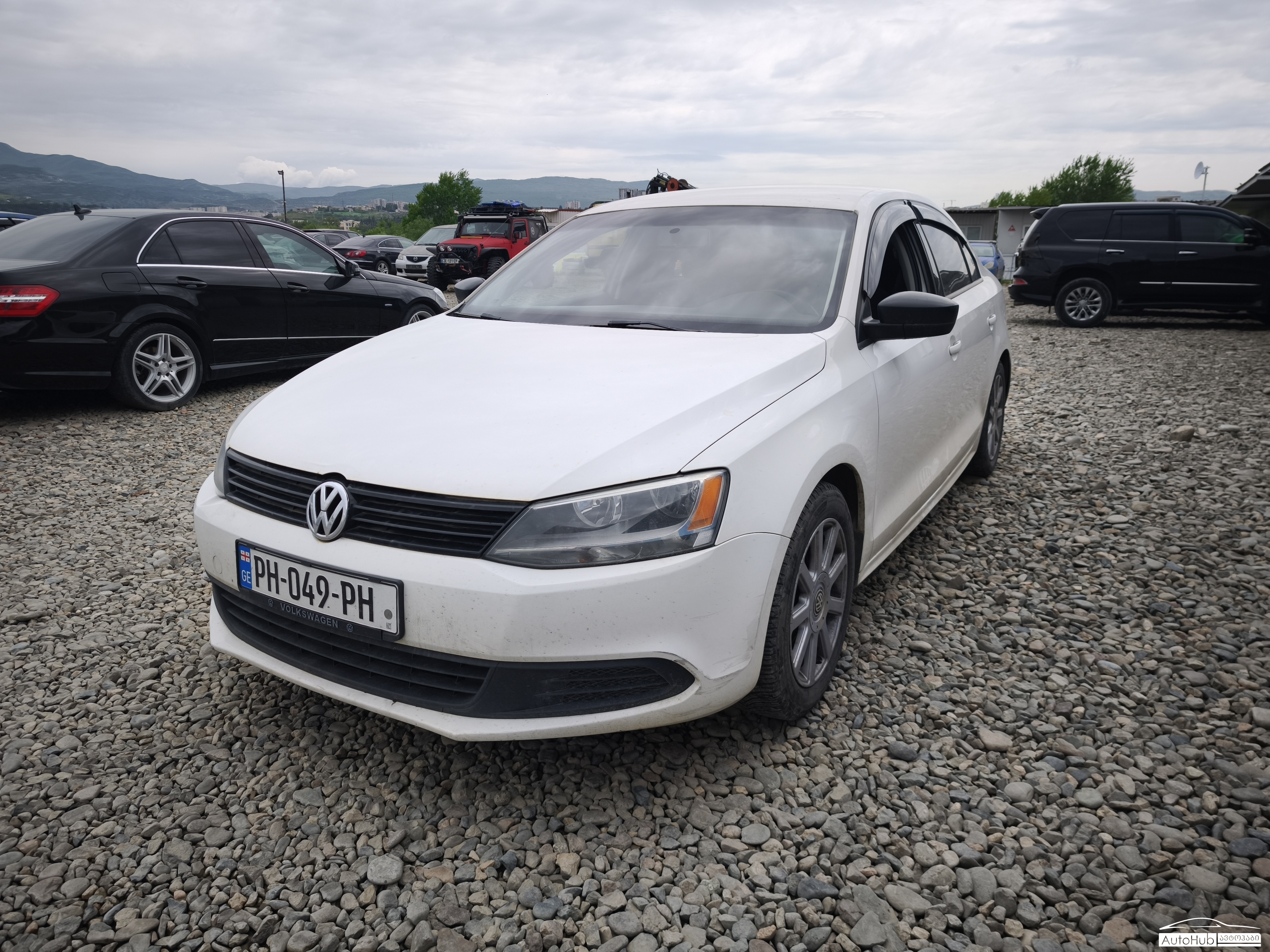 VOLKSWAGEN Jetta