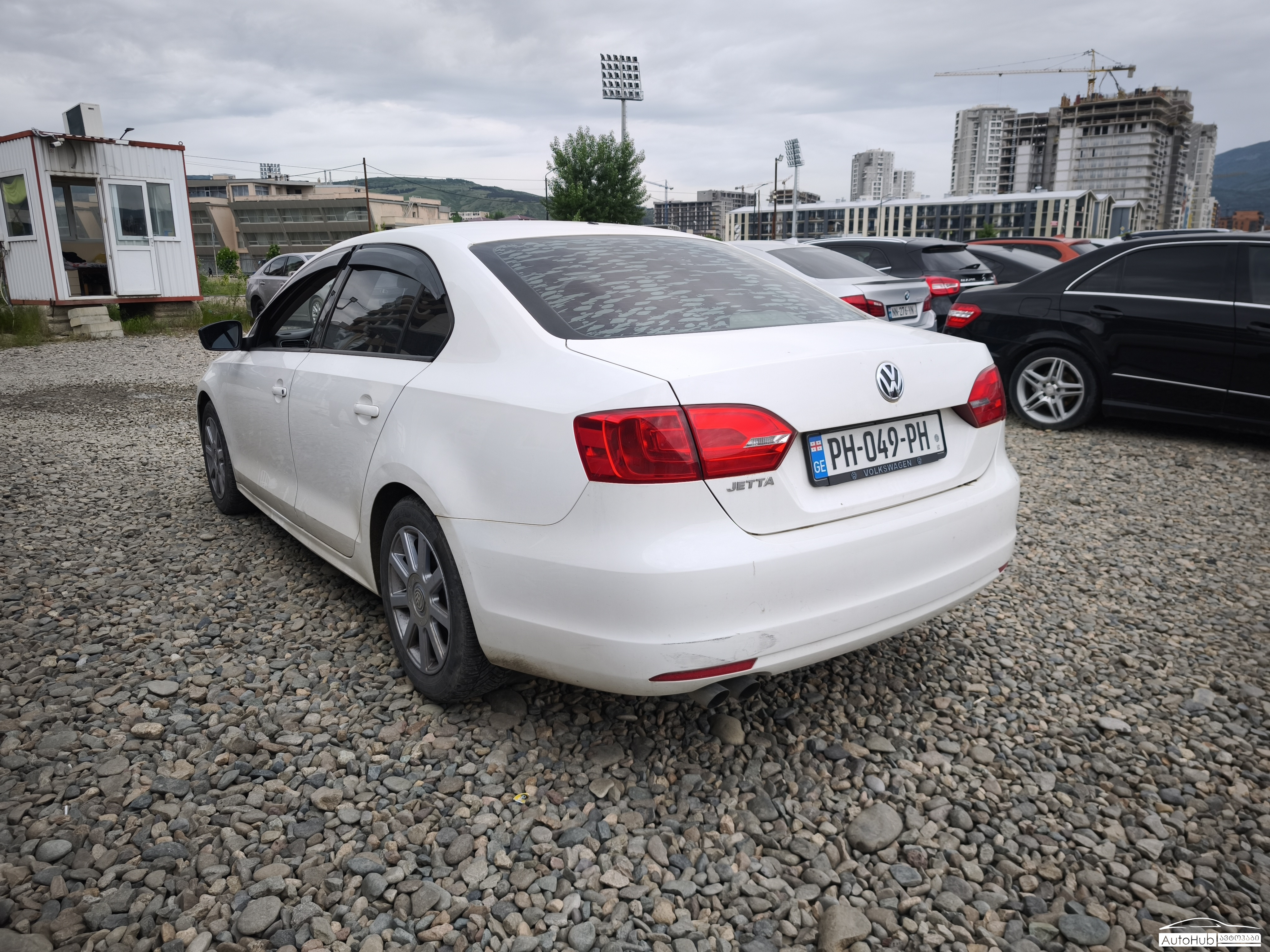 VOLKSWAGEN Jetta