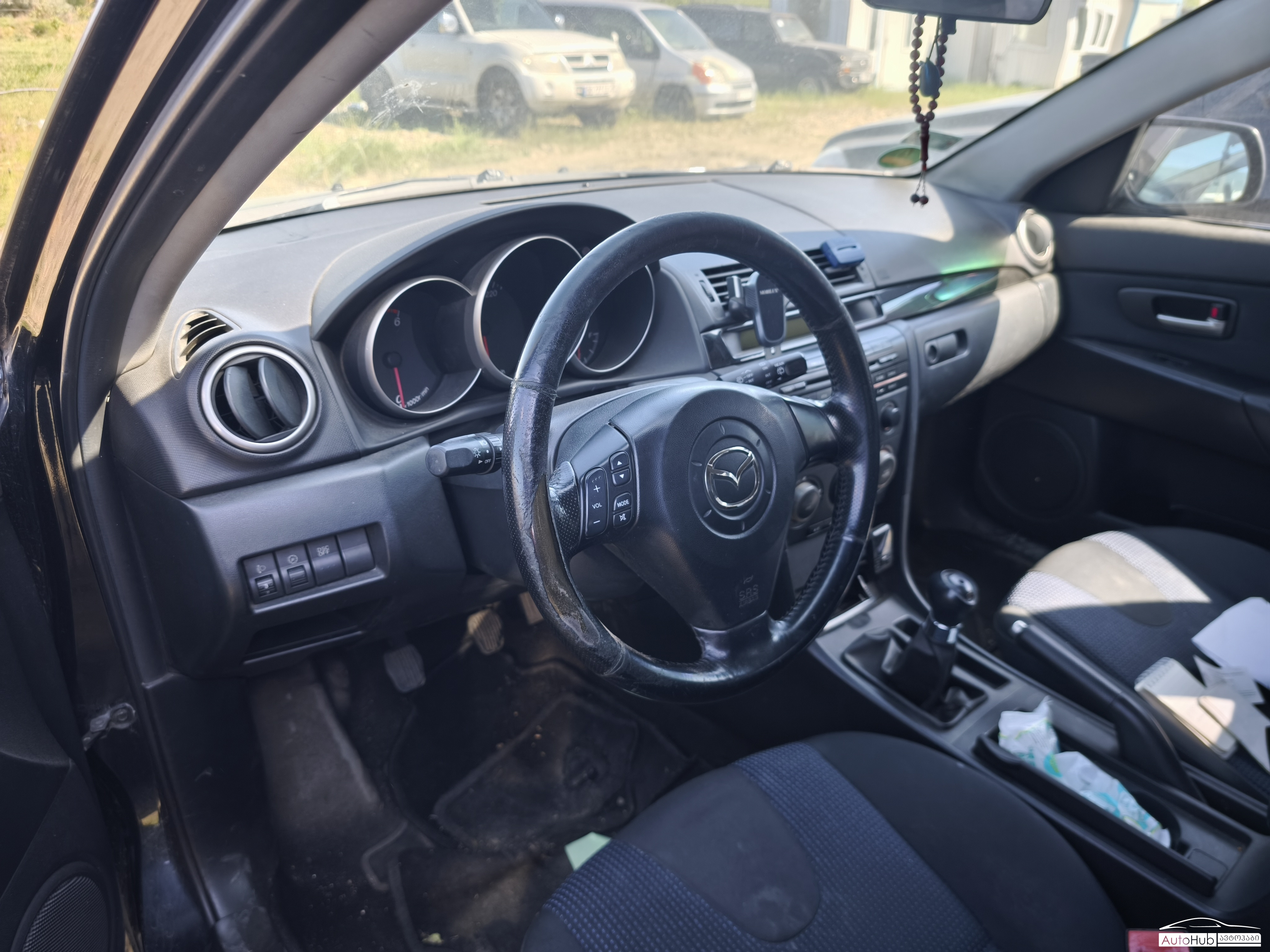 MAZDA Mazda 3