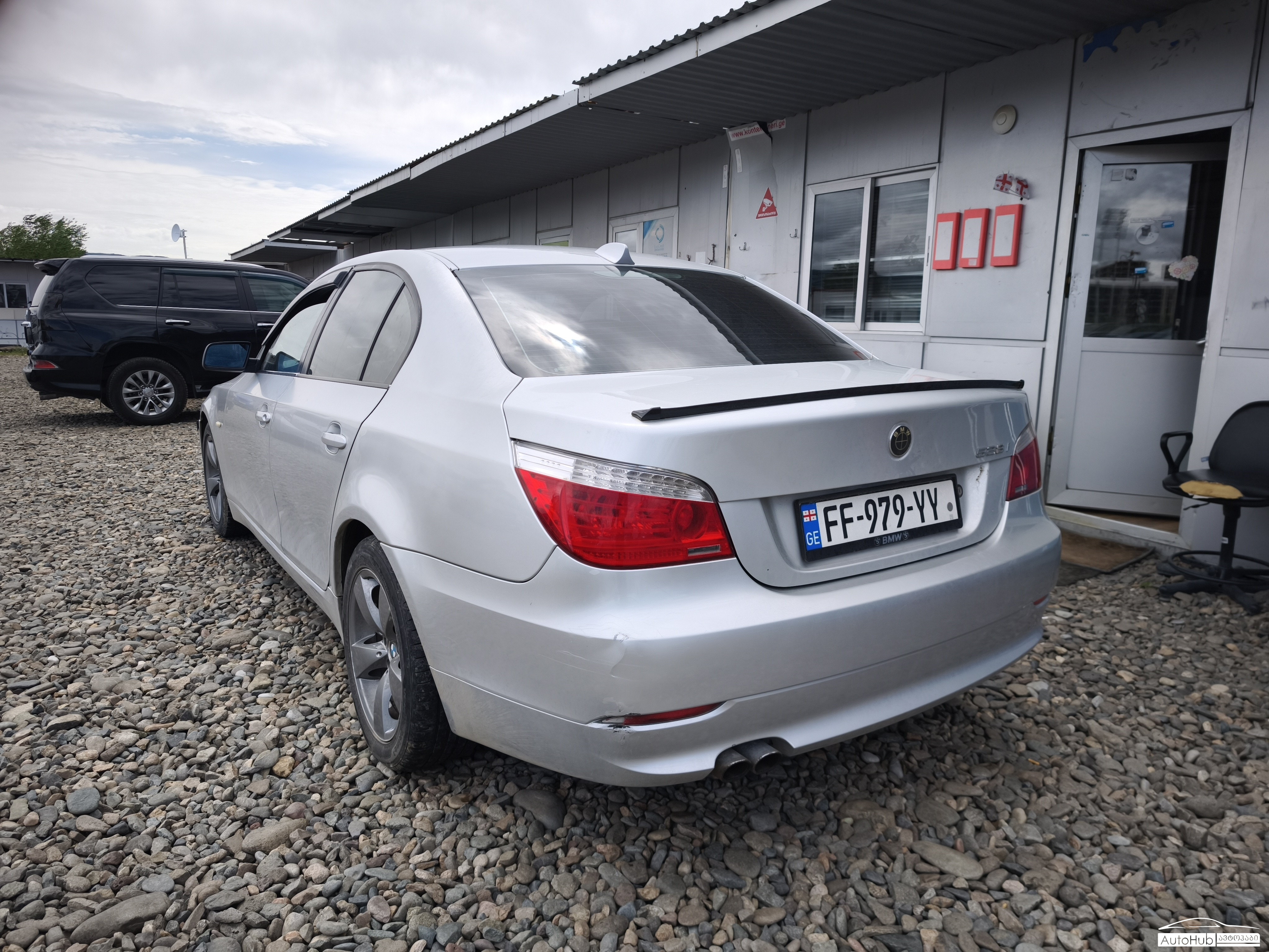 BMW 528