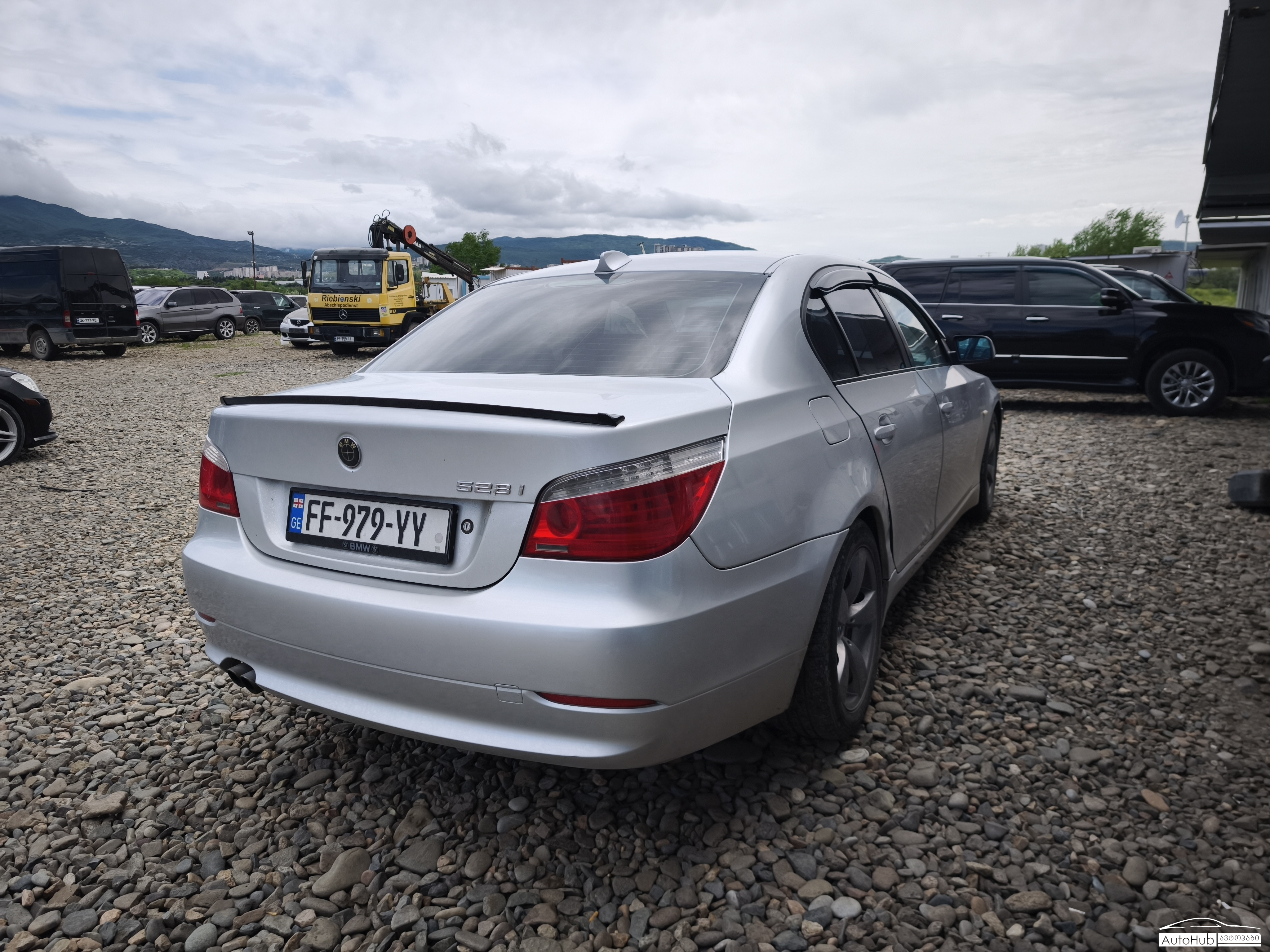 BMW 528