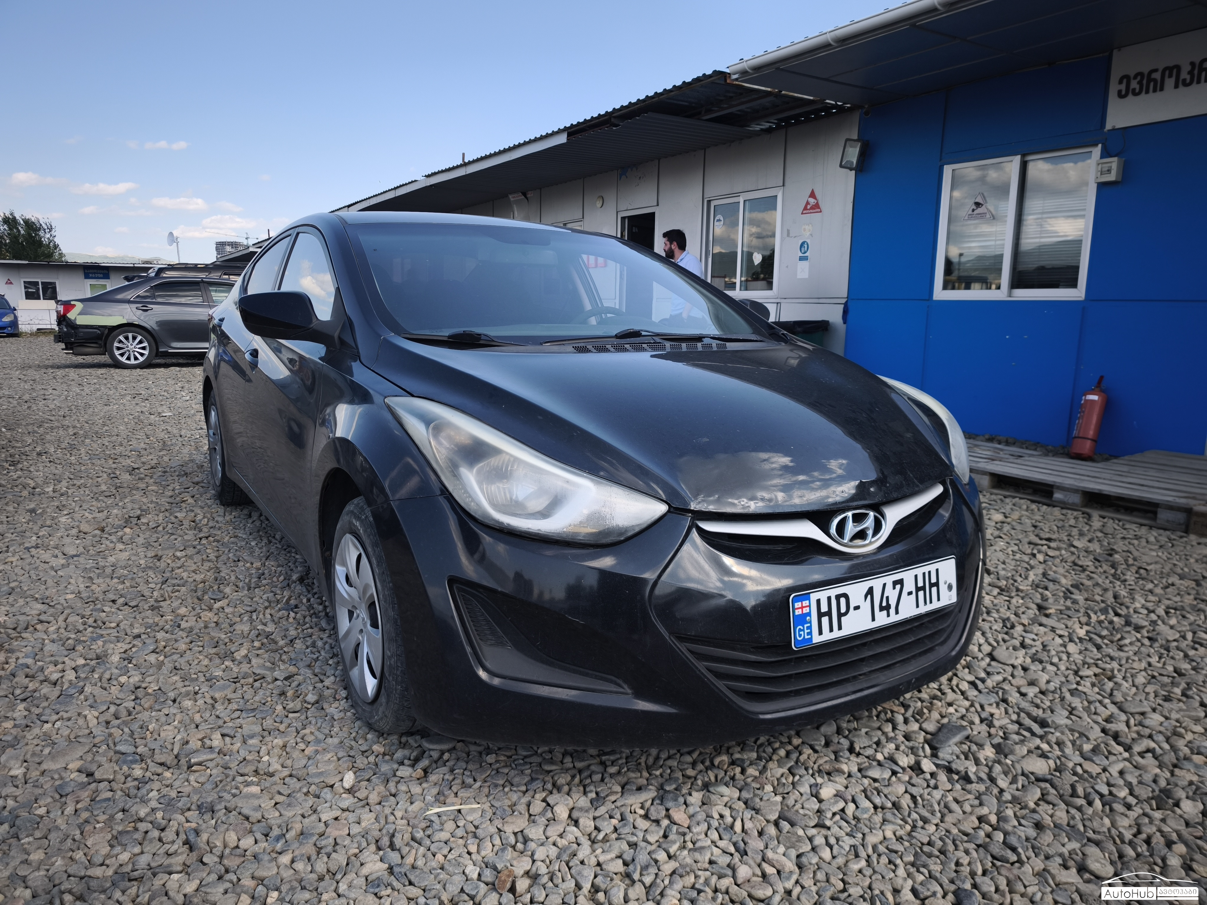 HYUNDAI Elantra