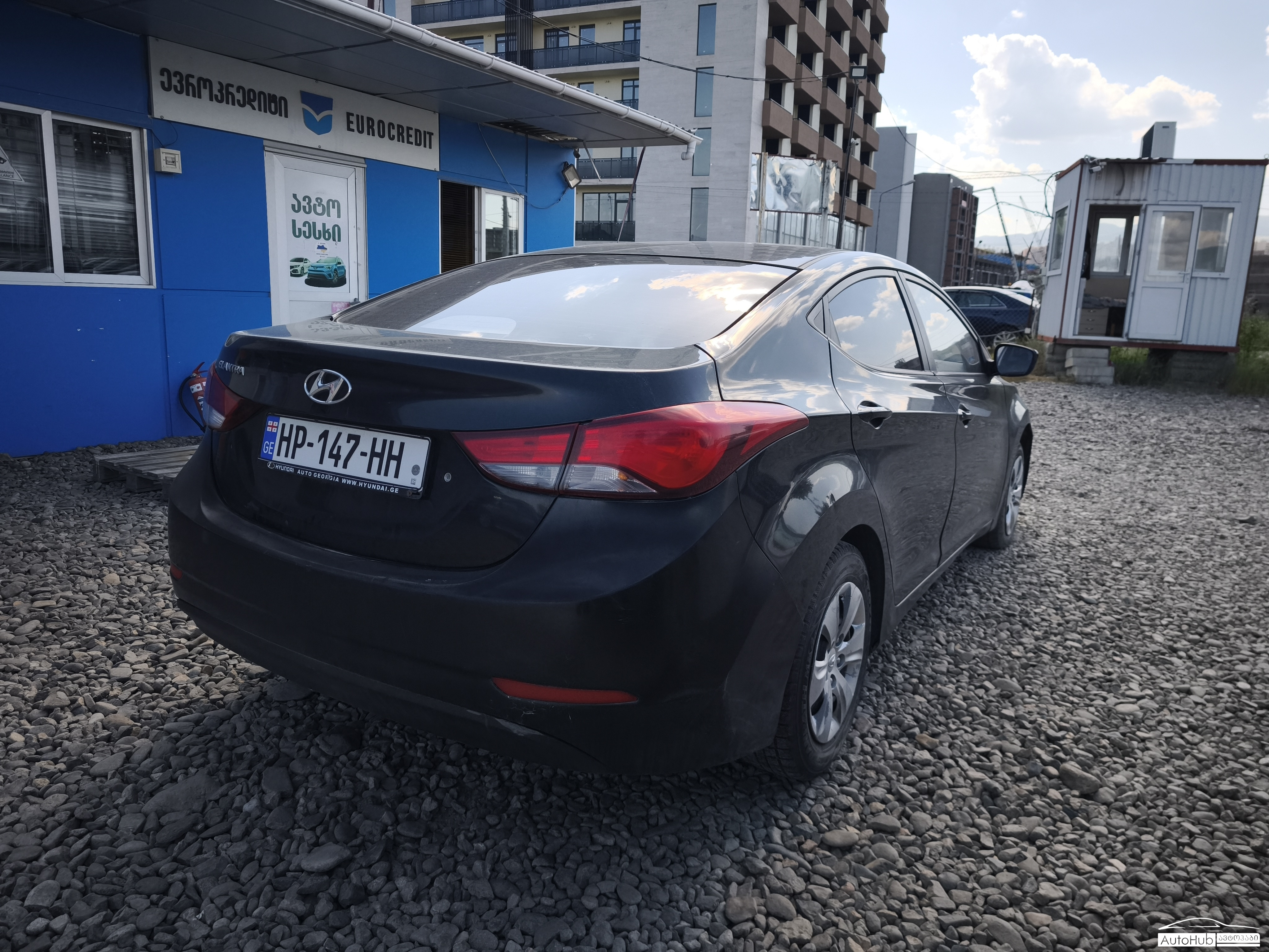 HYUNDAI Elantra