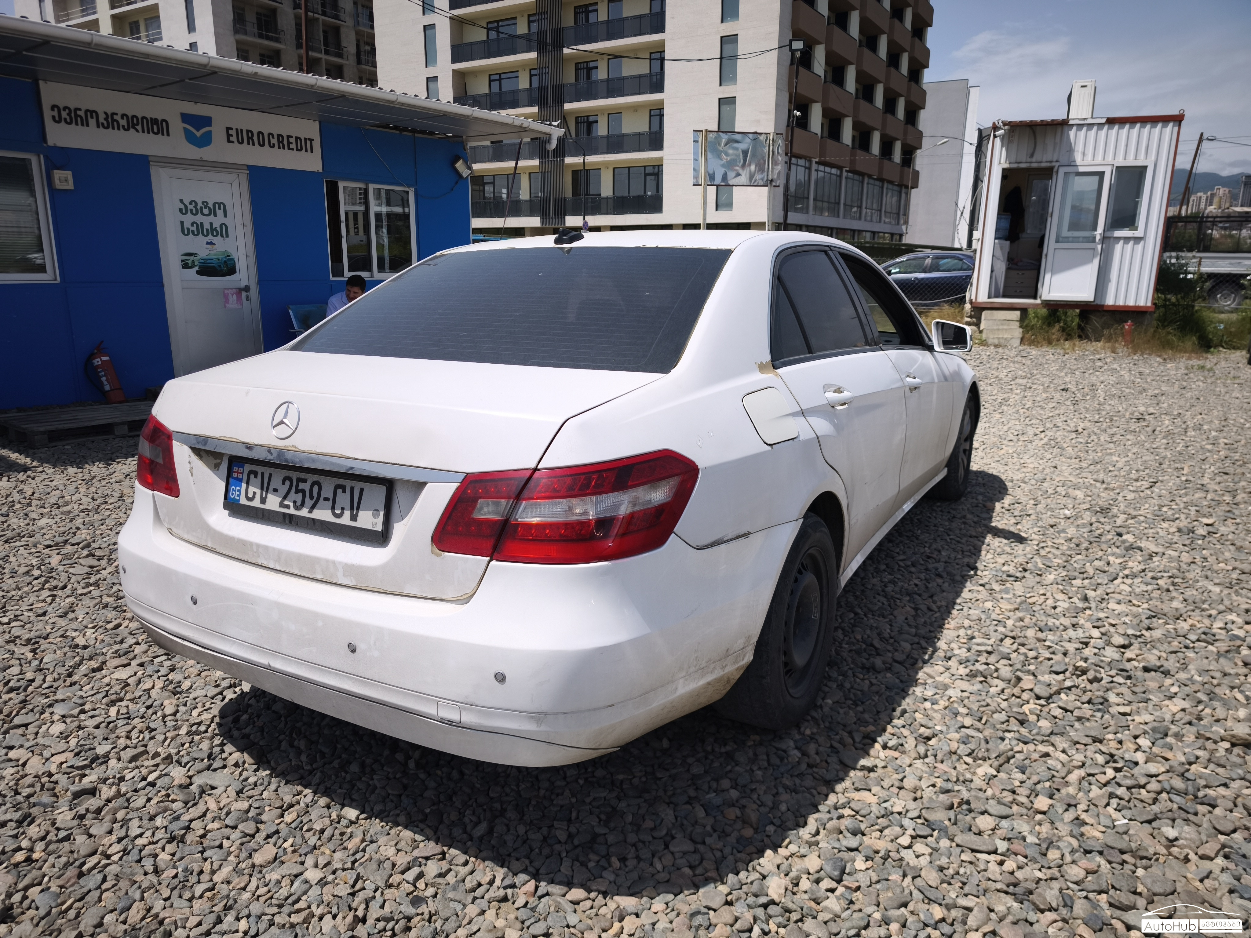 MERCEDES BENZ E 200