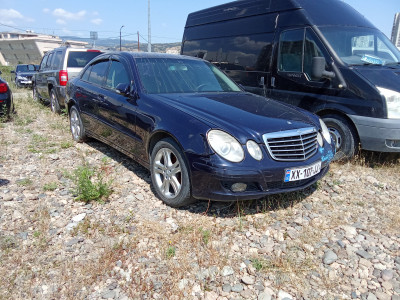MERCEDES BENZ E 280