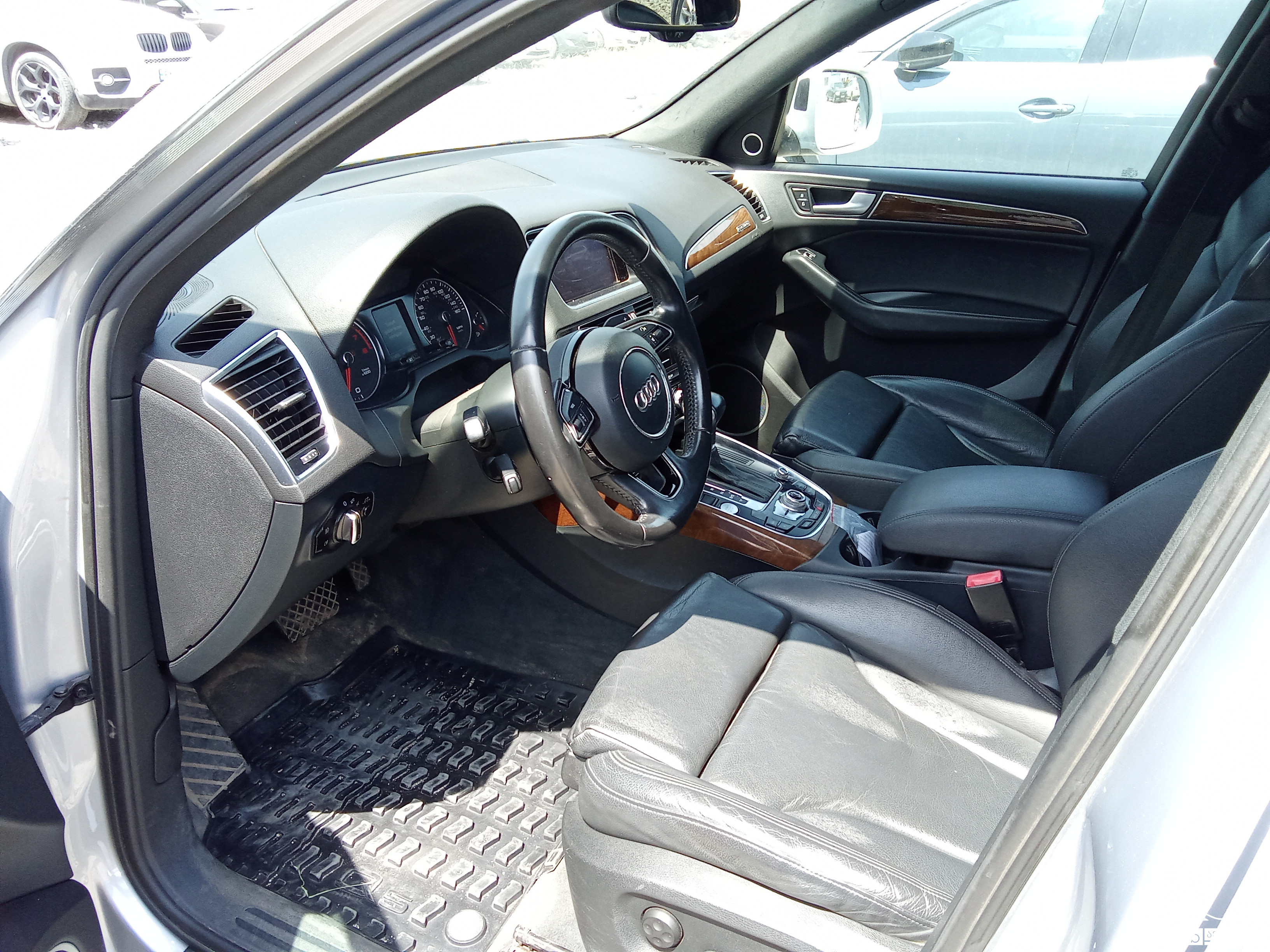 AUDI Q5