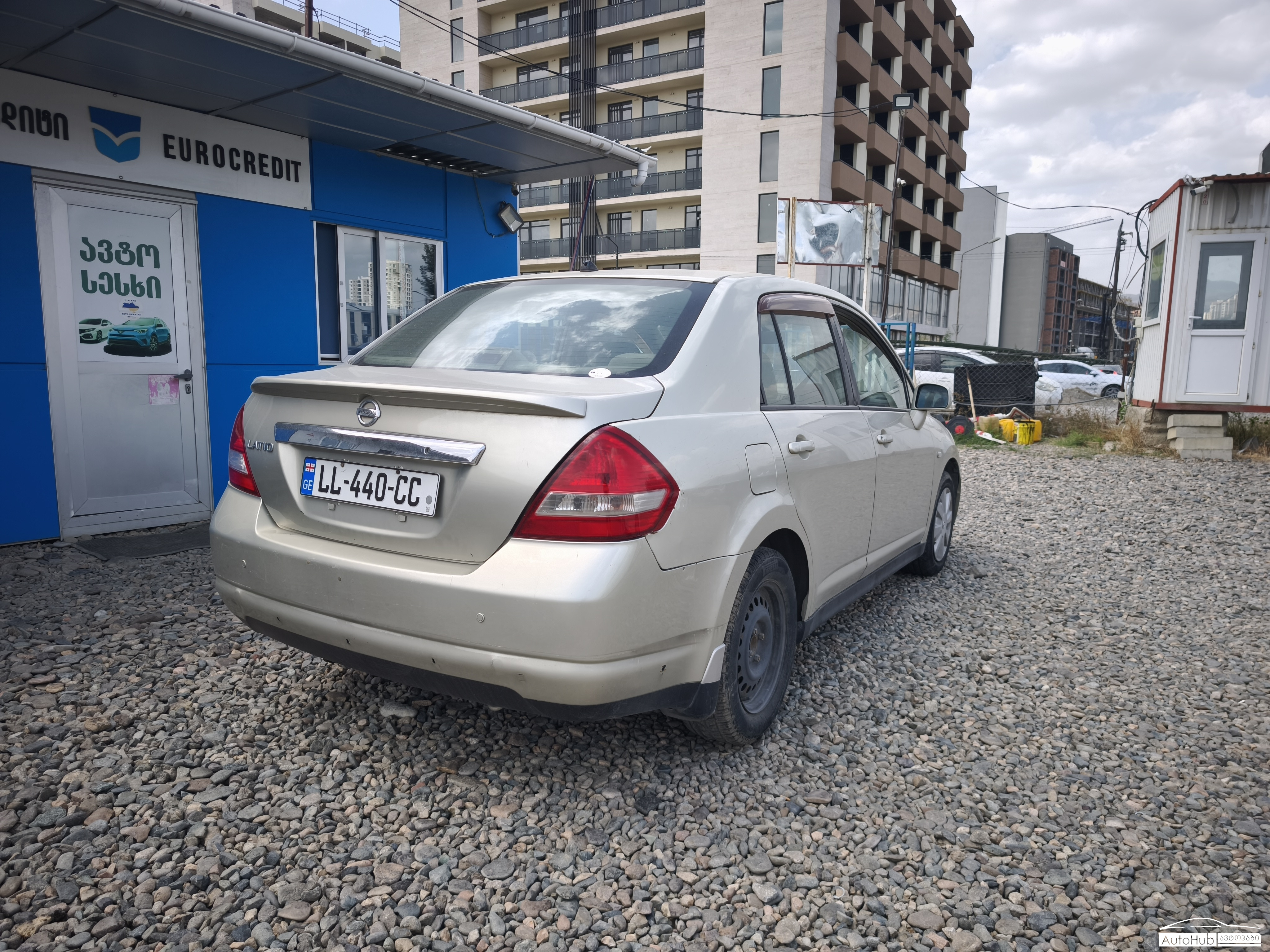 NISSAN Tiida
