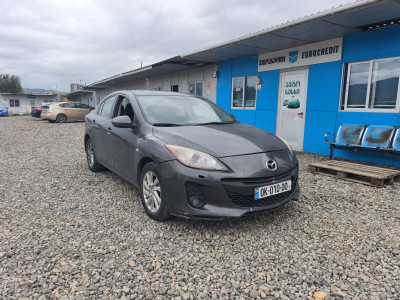 MAZDA Mazda 3