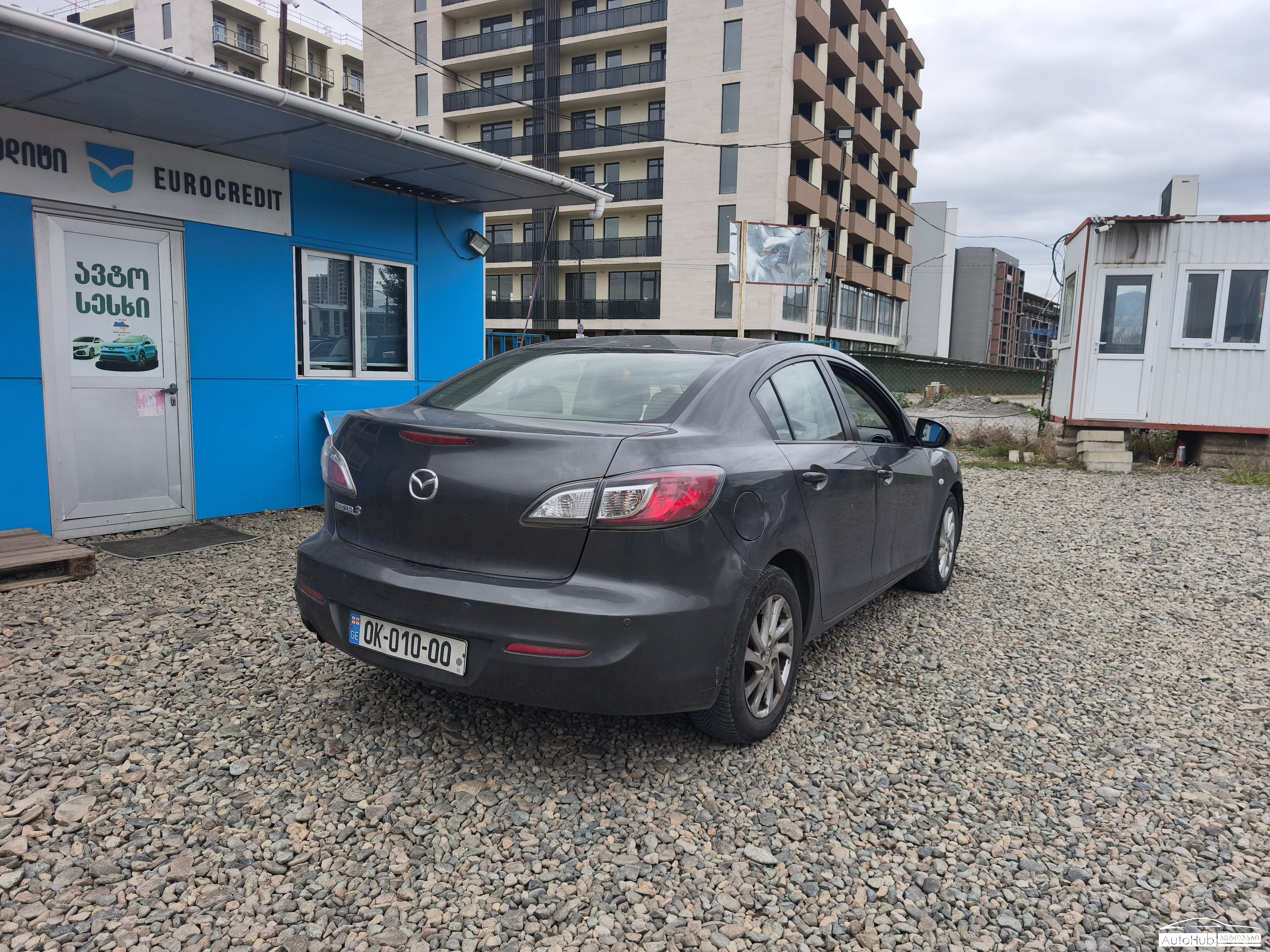 MAZDA Mazda 3