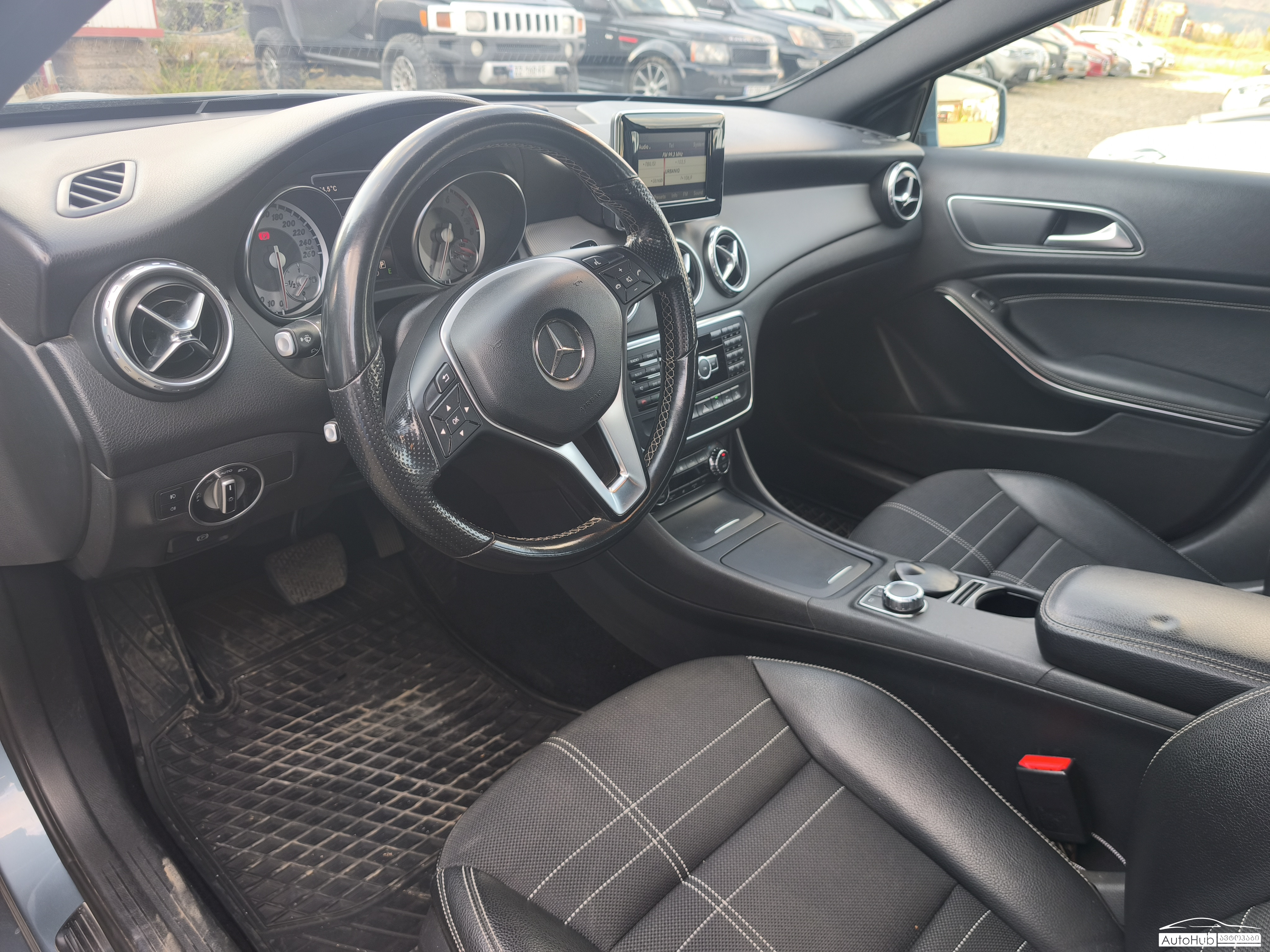 MERCEDES BENZ GLA 250