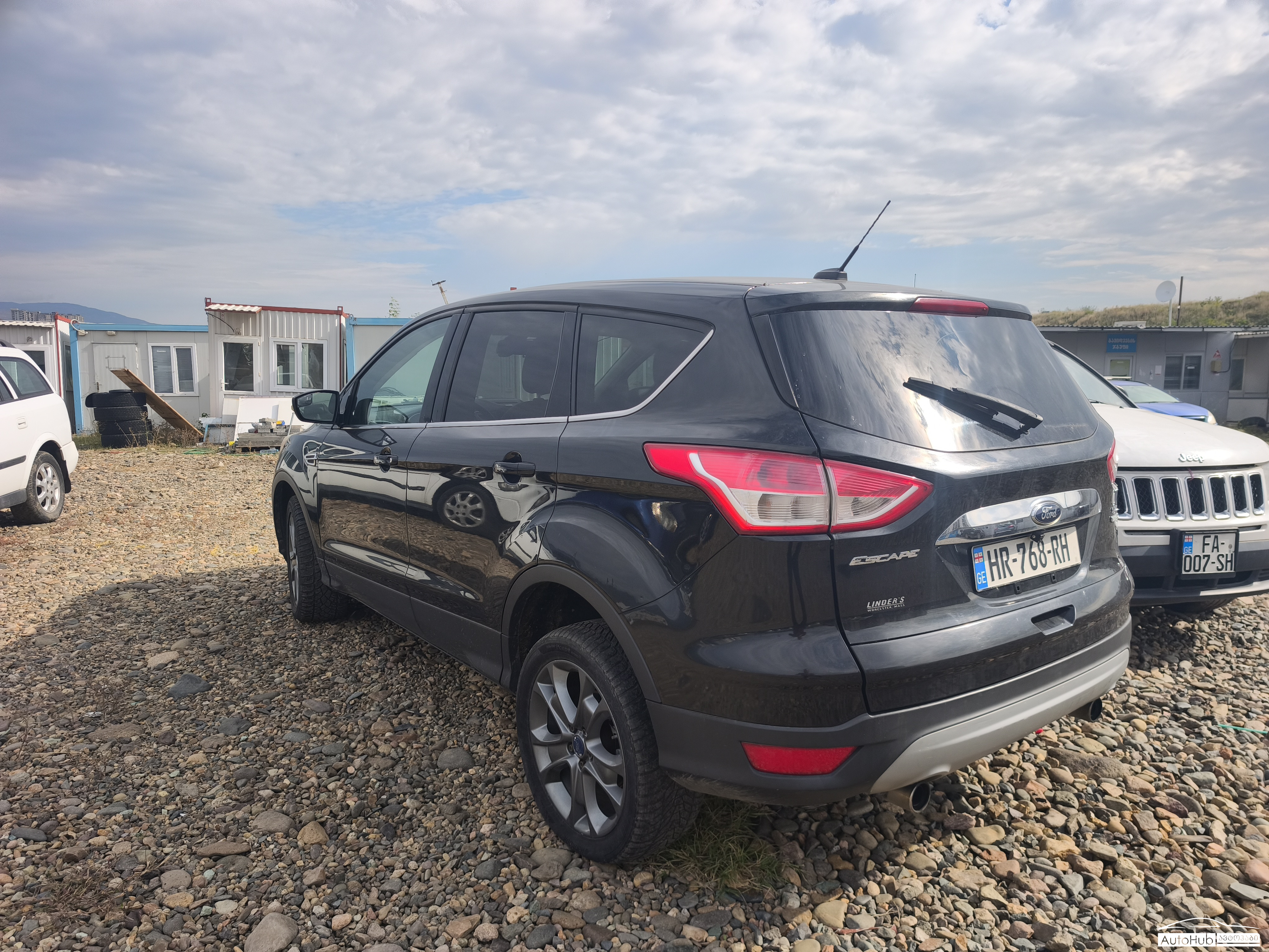 FORD Escape