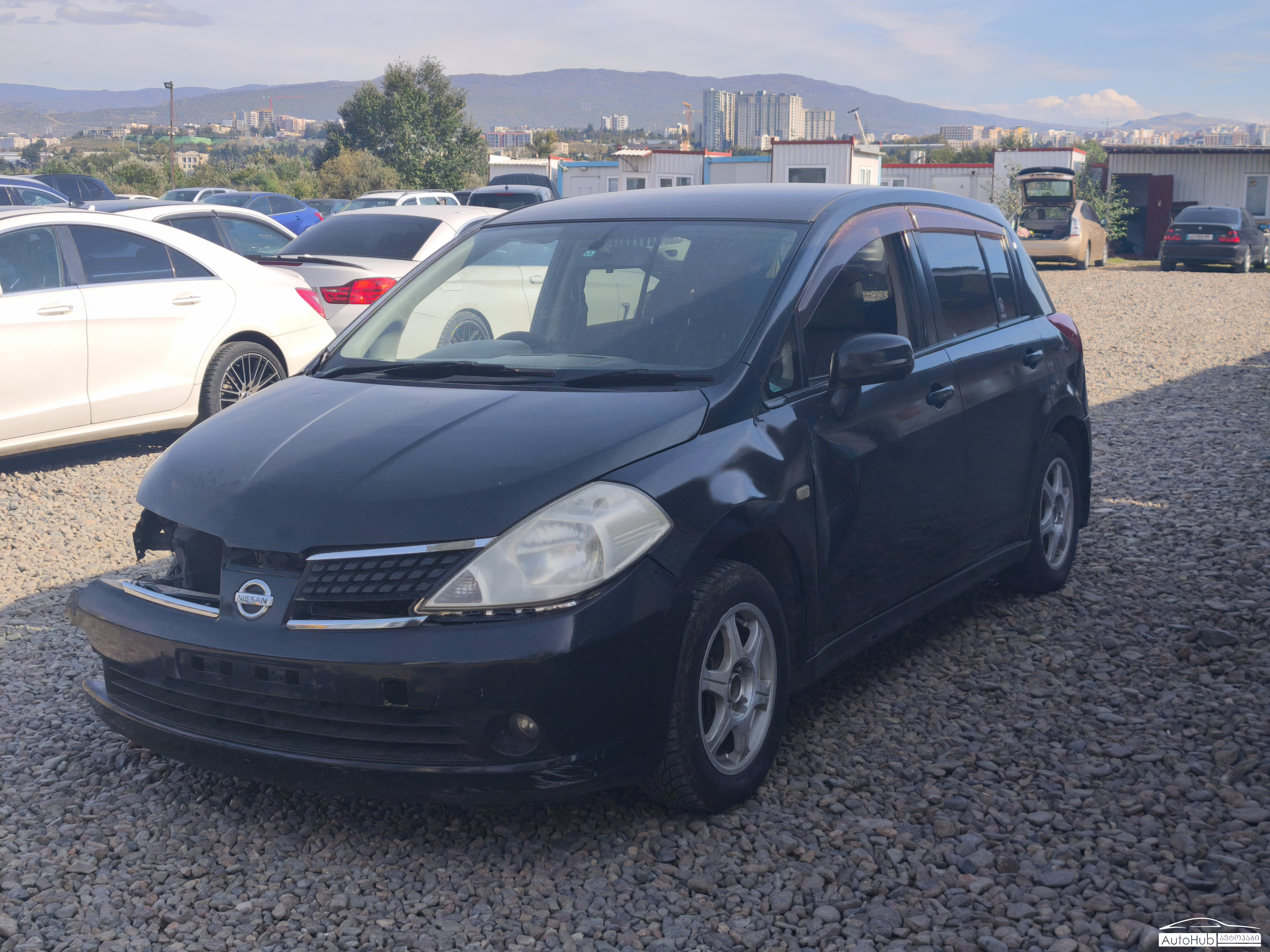 NISSAN Tiida