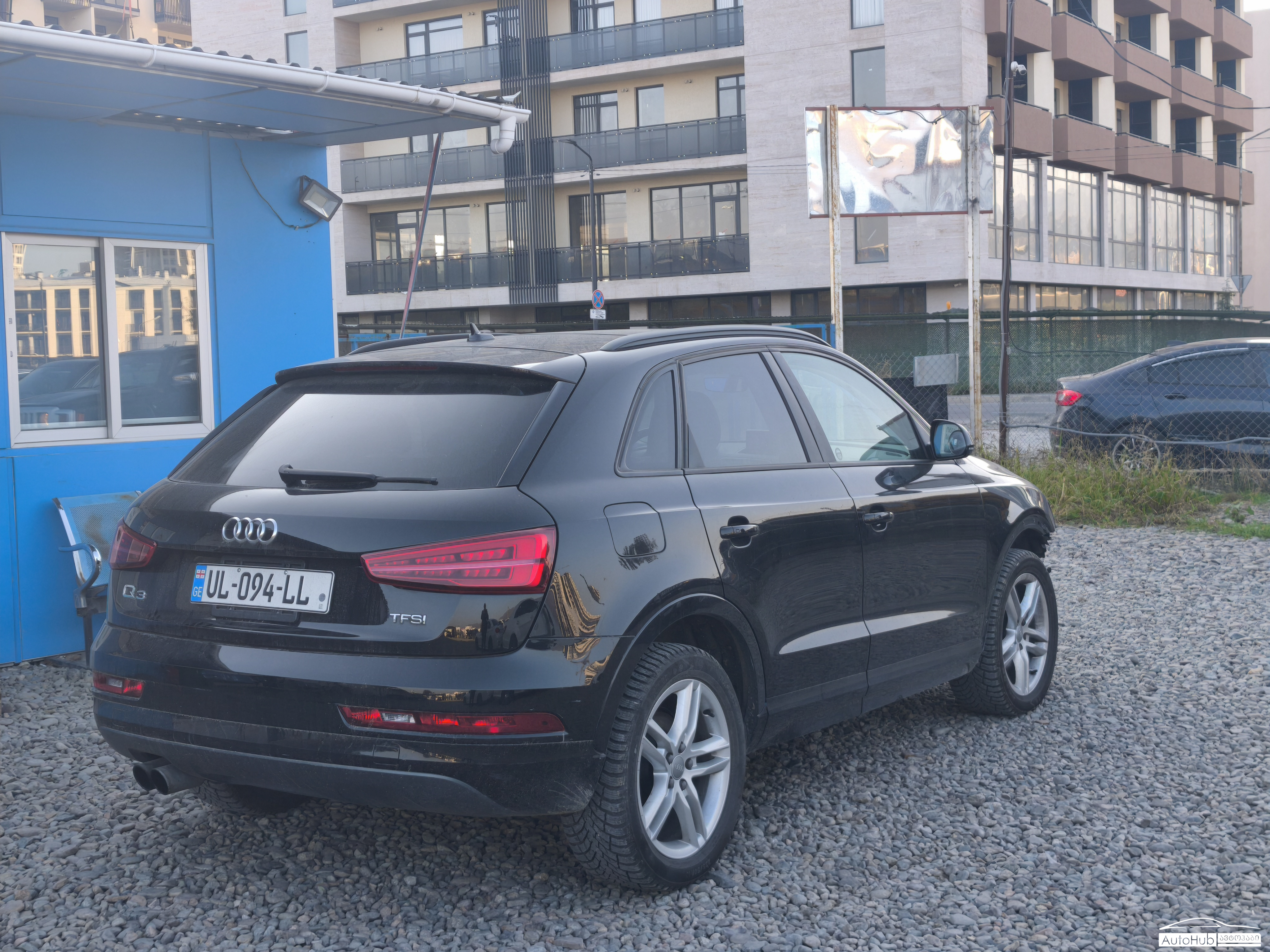 AUDI Q3