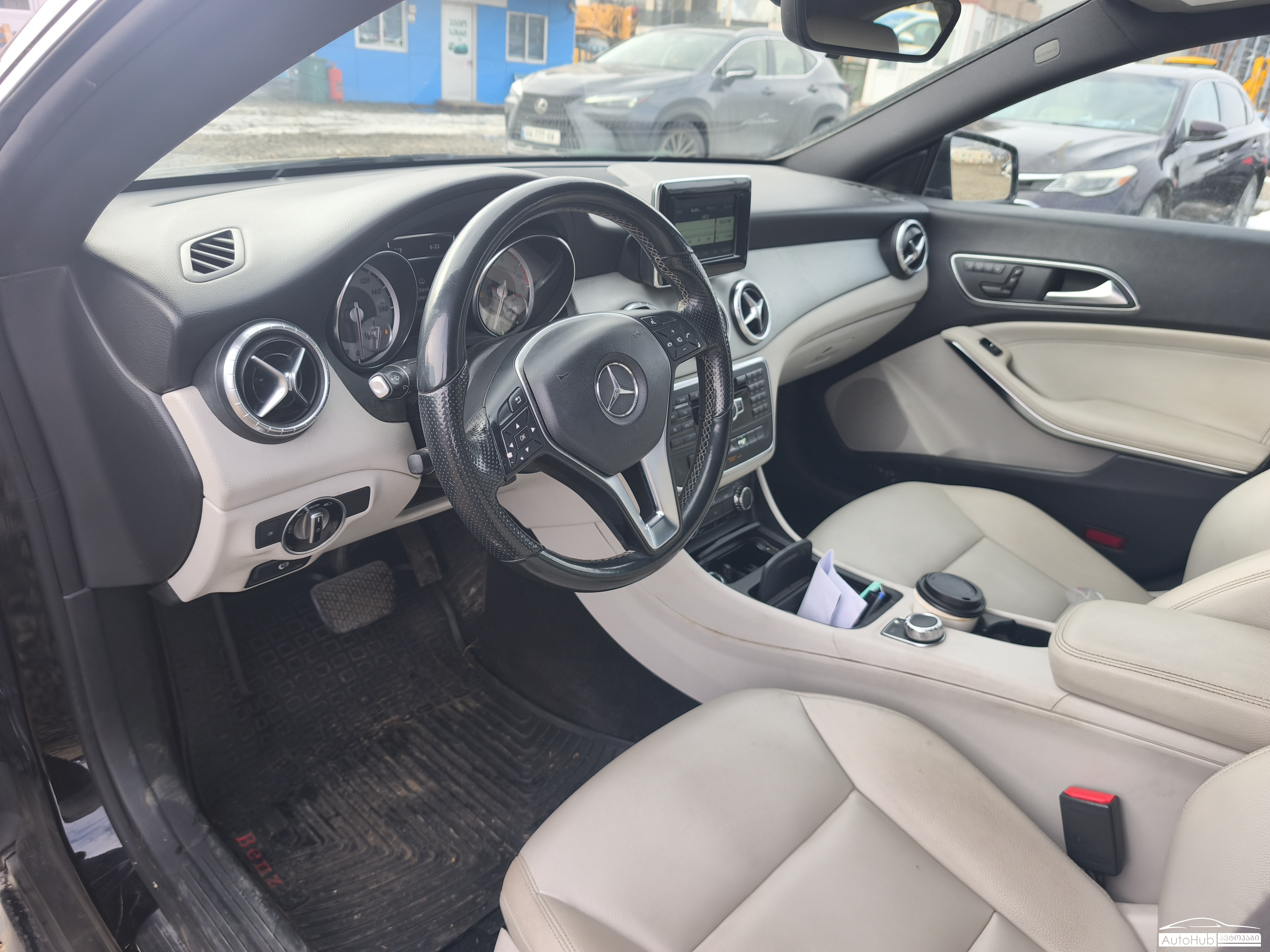 MERCEDES BENZ CLA 250
