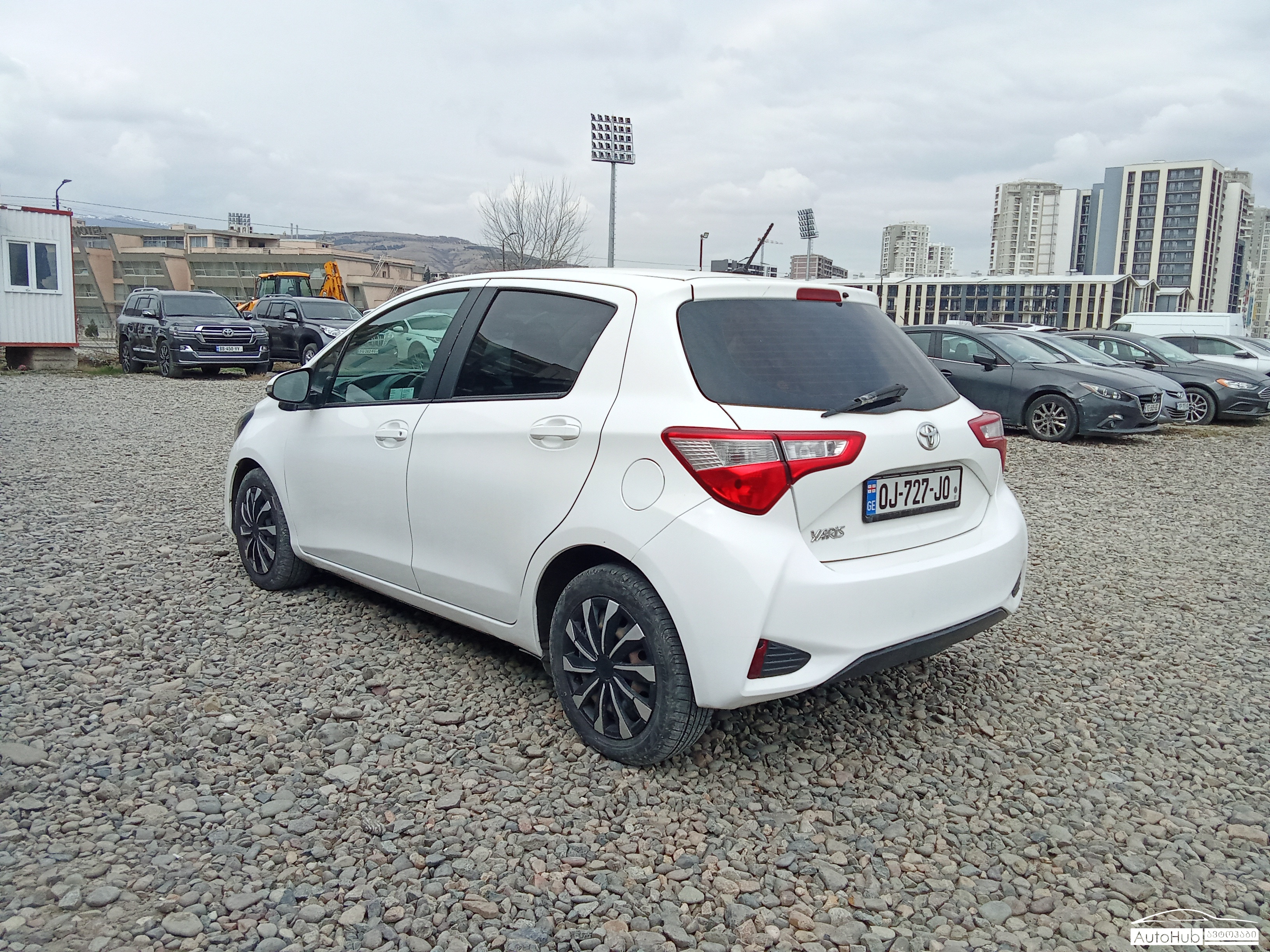 TOYOTA Yaris