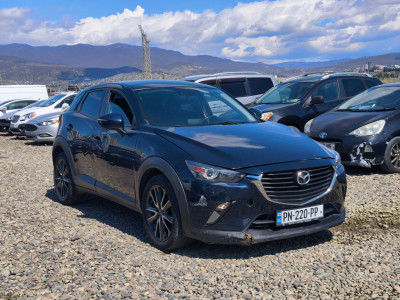 MAZDA Mazda 3
