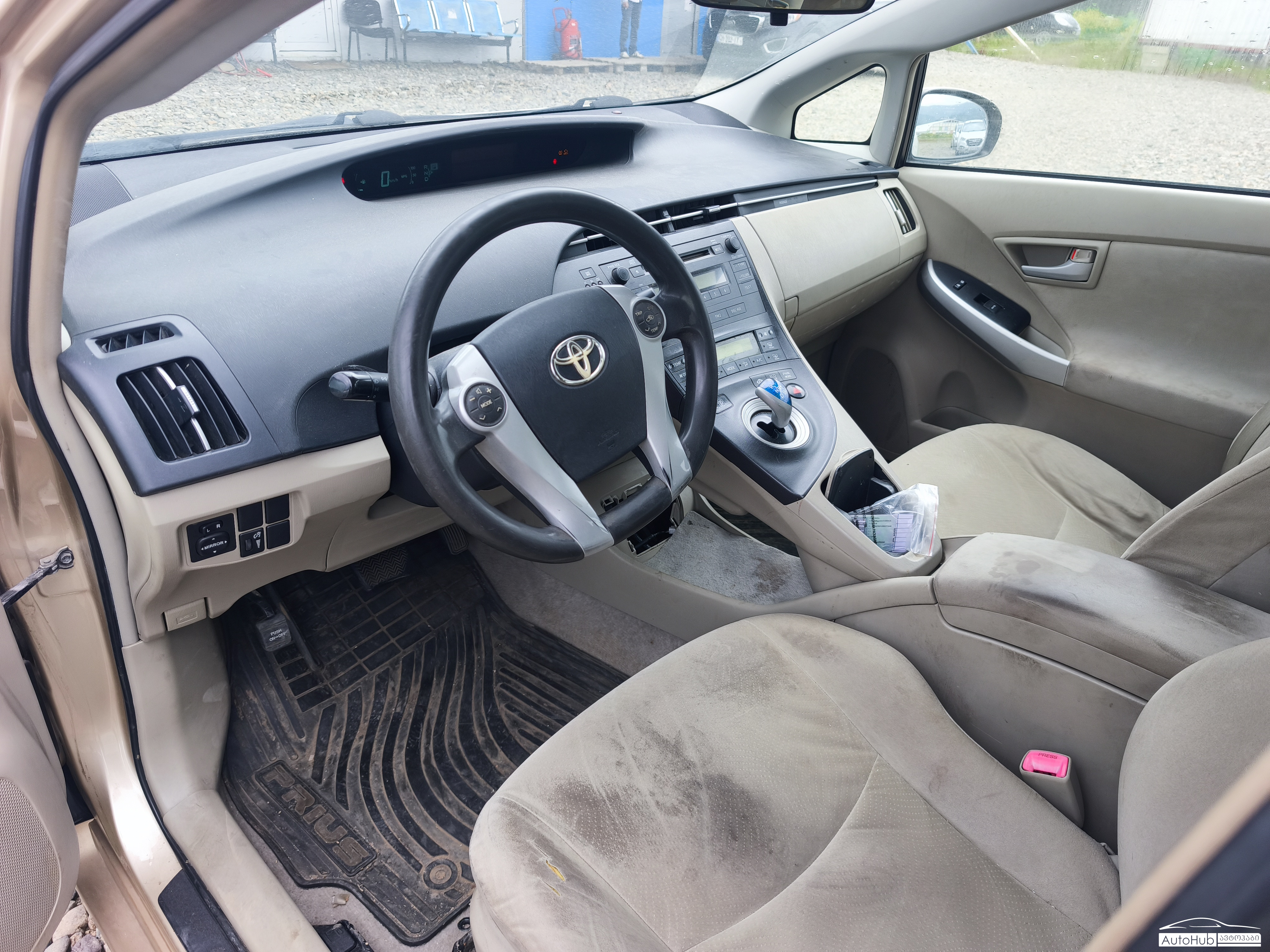 TOYOTA Prius