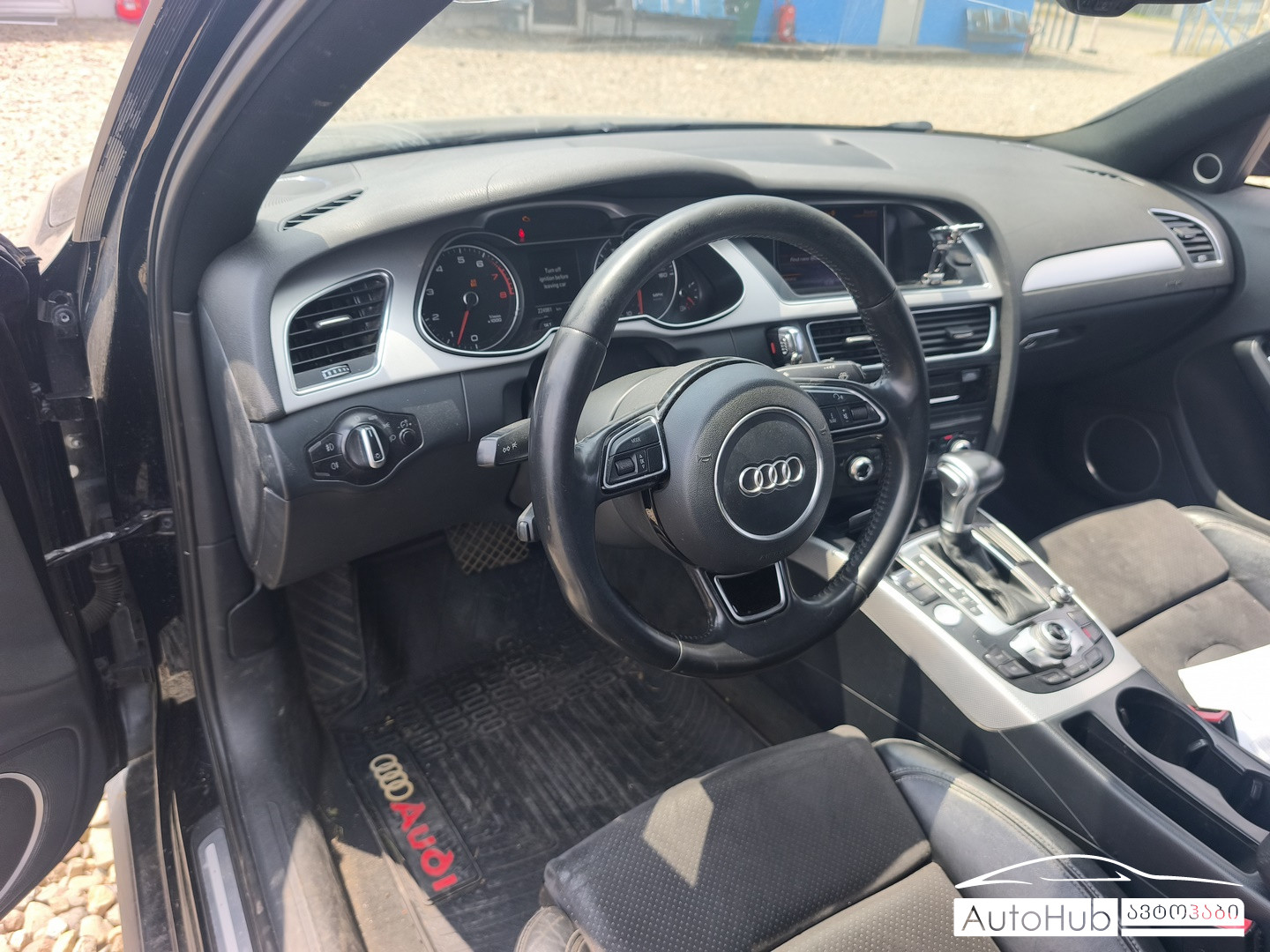 AUDI A4