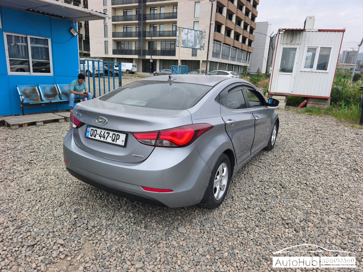 HYUNDAI Elantra