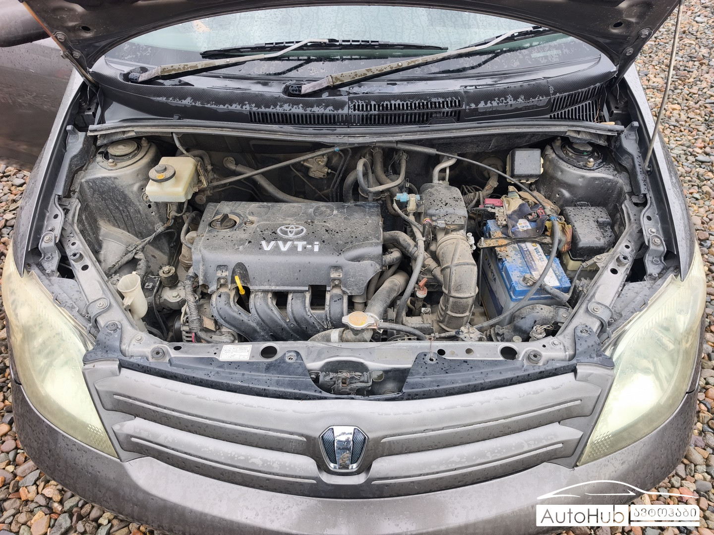 TOYOTA Ist