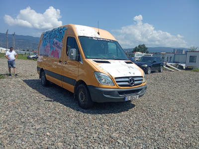 MERCEDES BENZ Sprinter