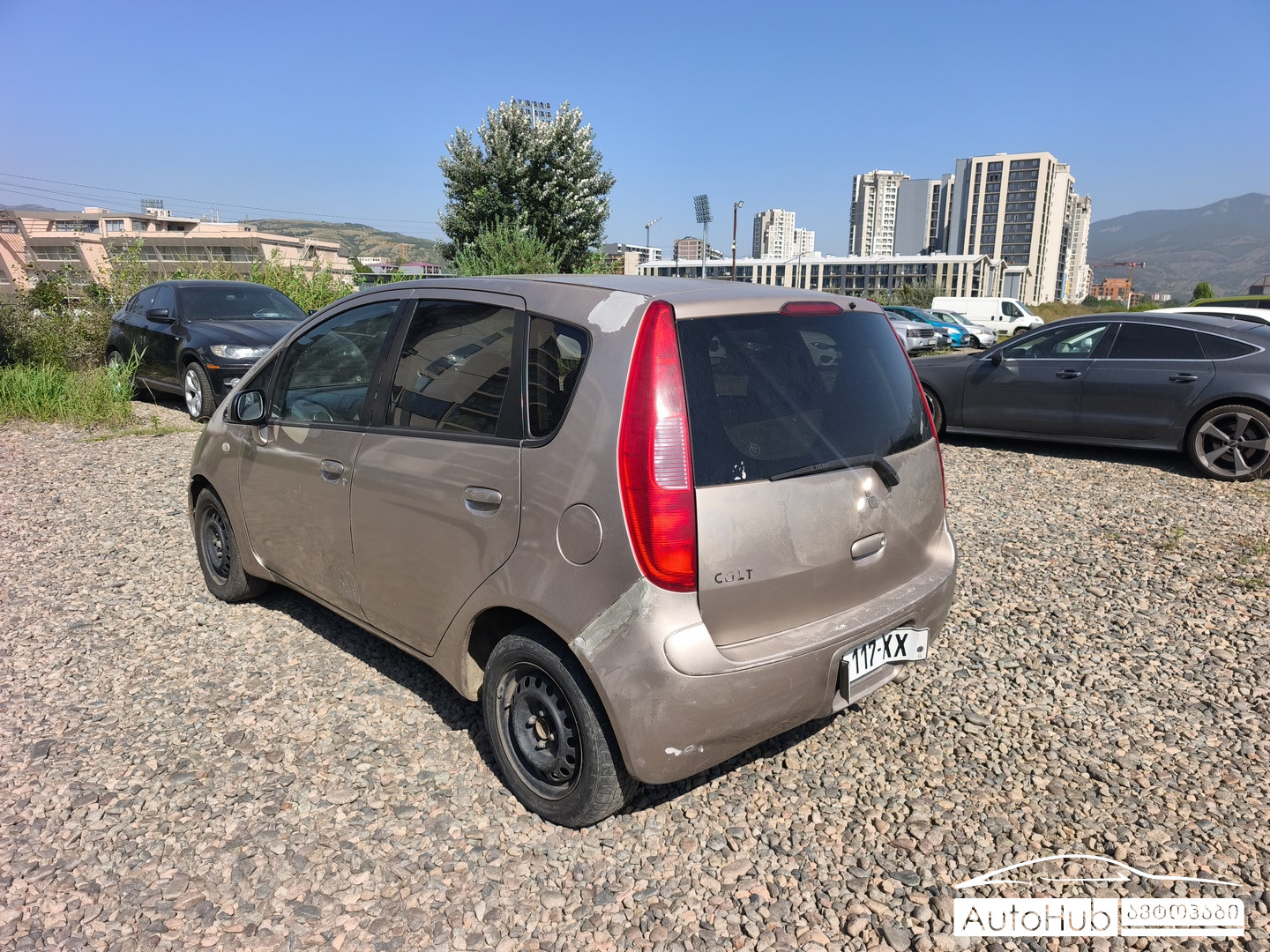 MITSUBISHI Colt