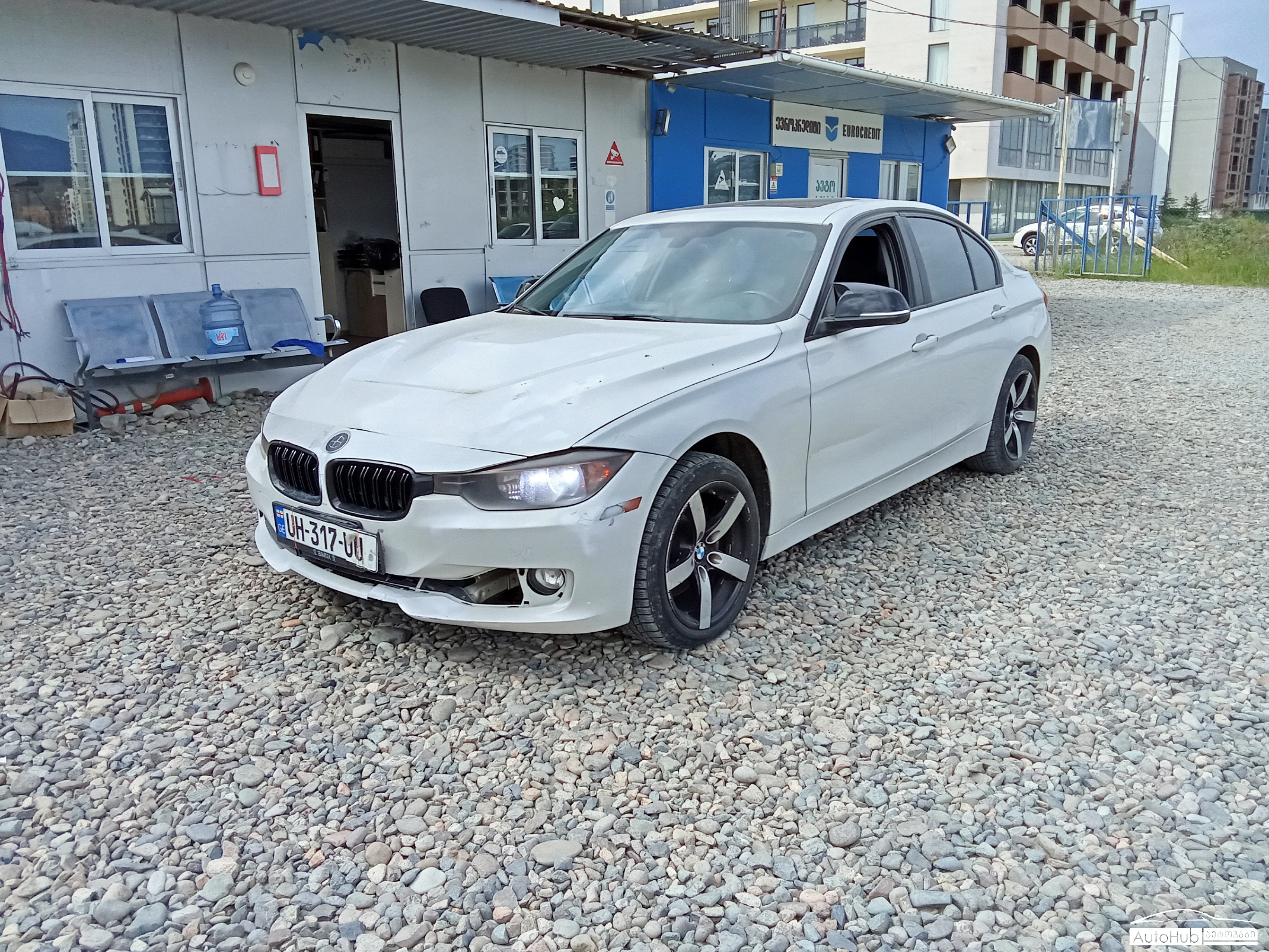 BMW 320
