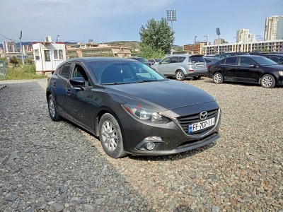 MAZDA Mazda 3