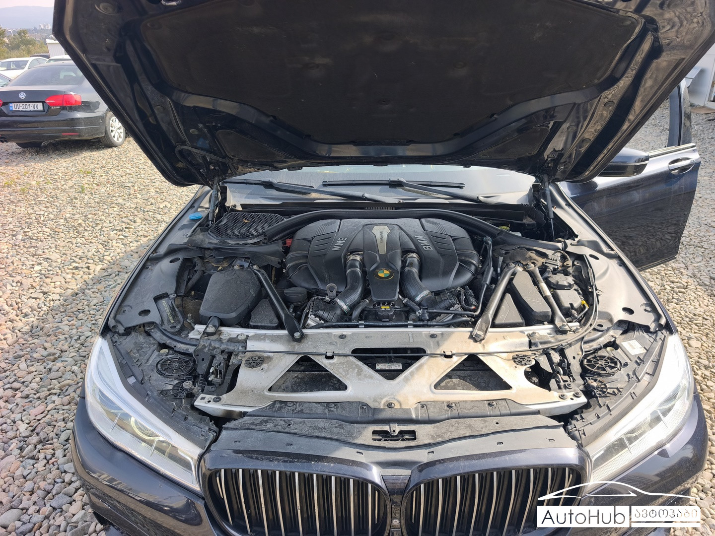 BMW 750